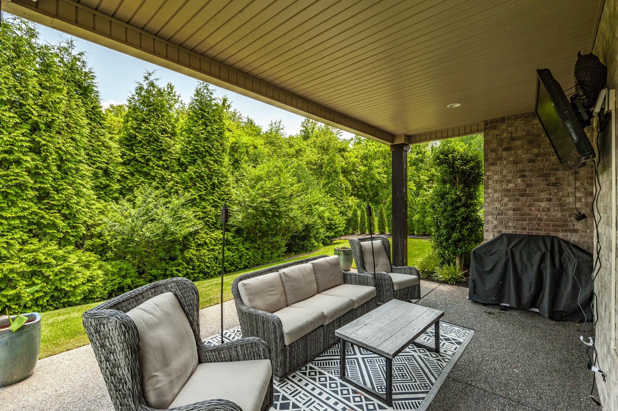 1328 Reynard Dr