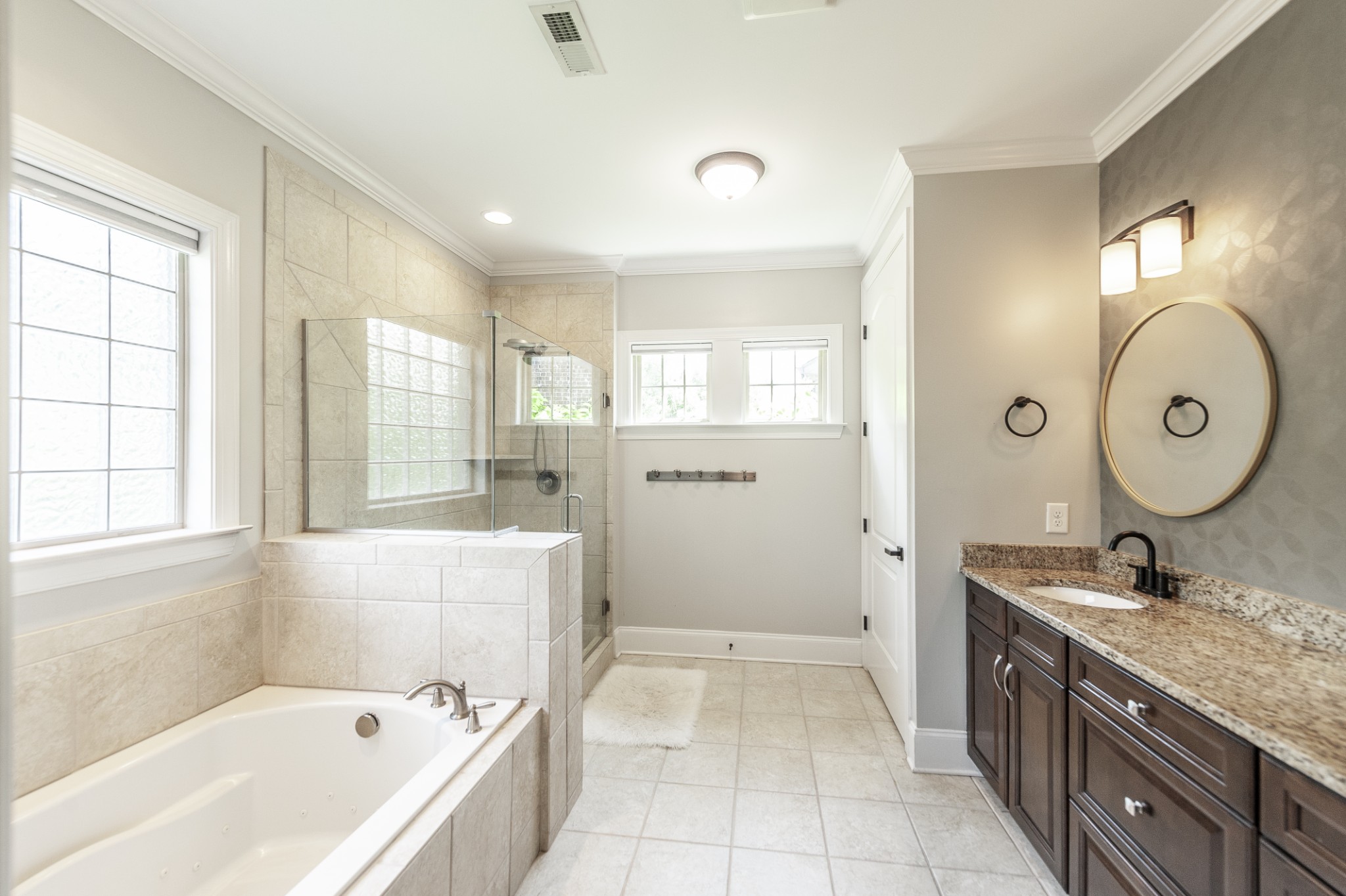 1328 Reynard Dr