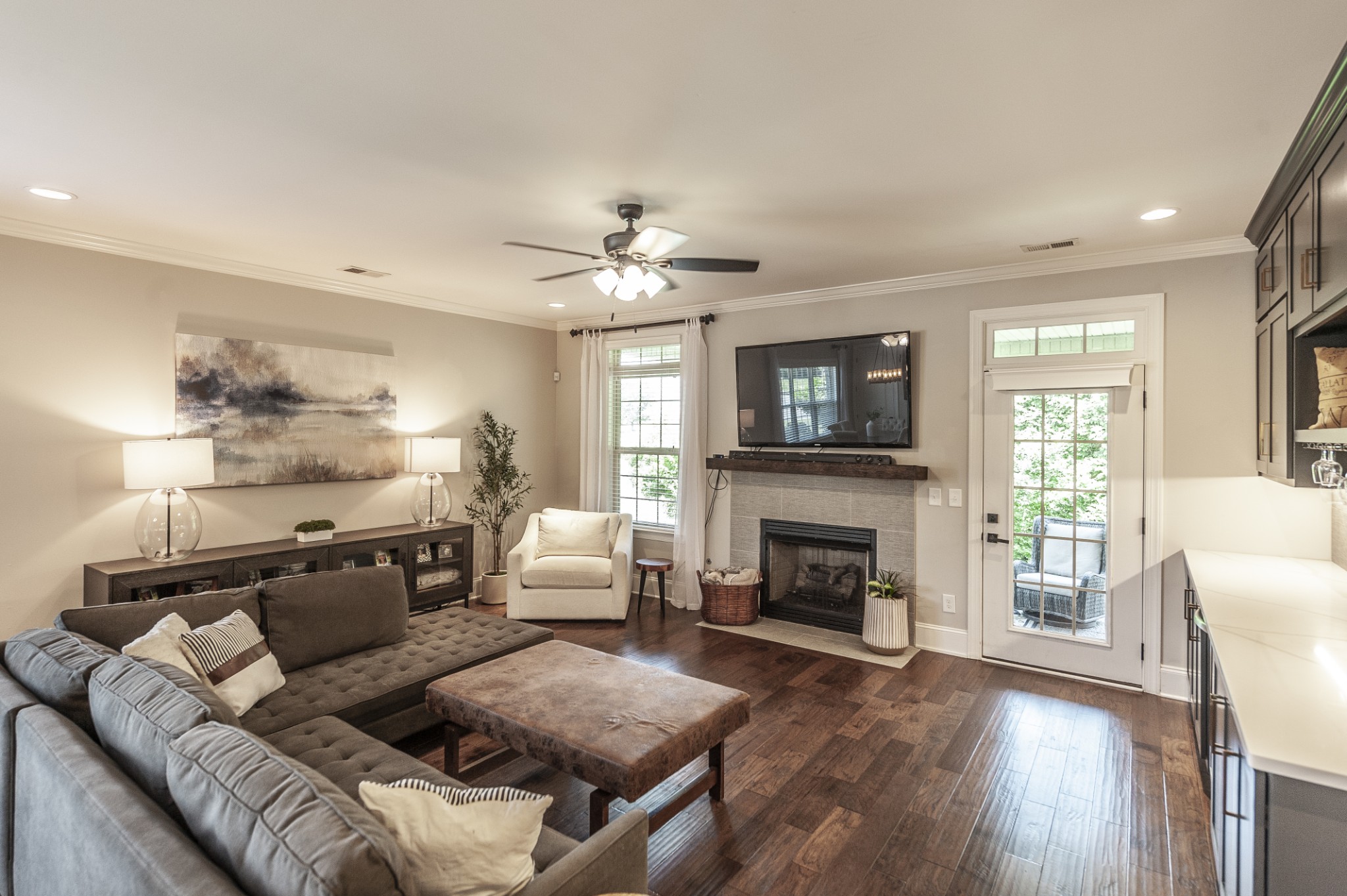 1328 Reynard Dr