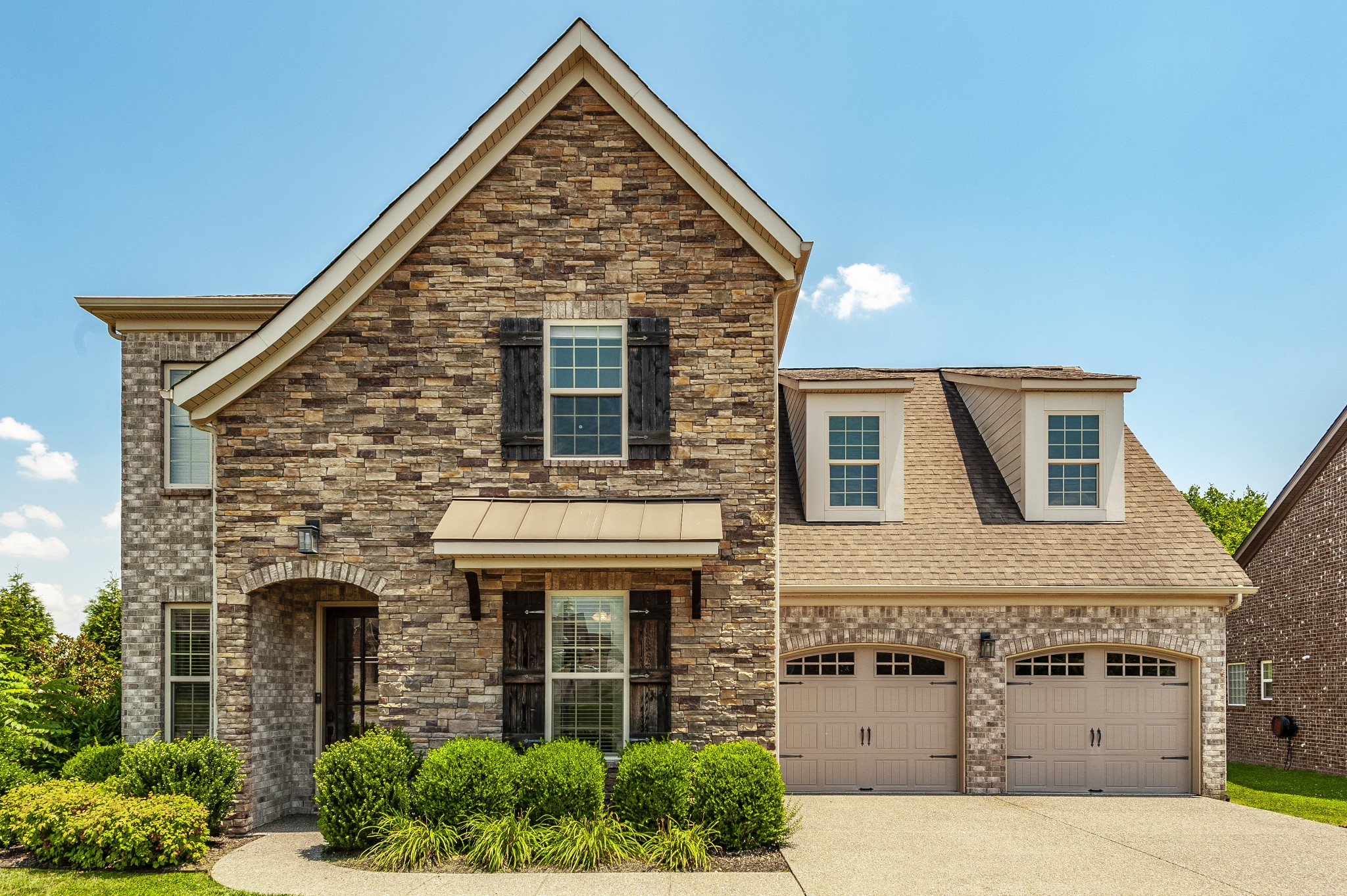 1328 Reynard Dr