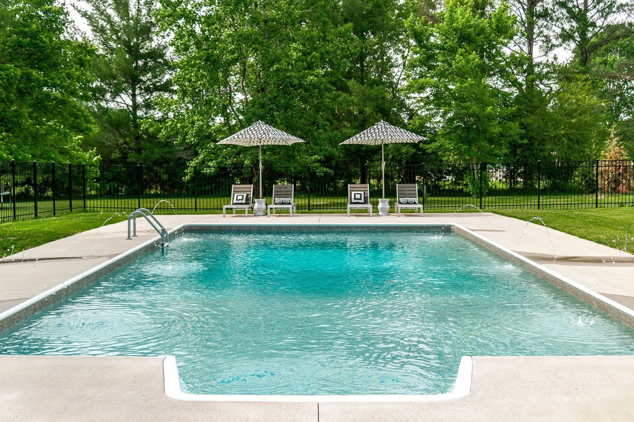6484 Lickton Pike