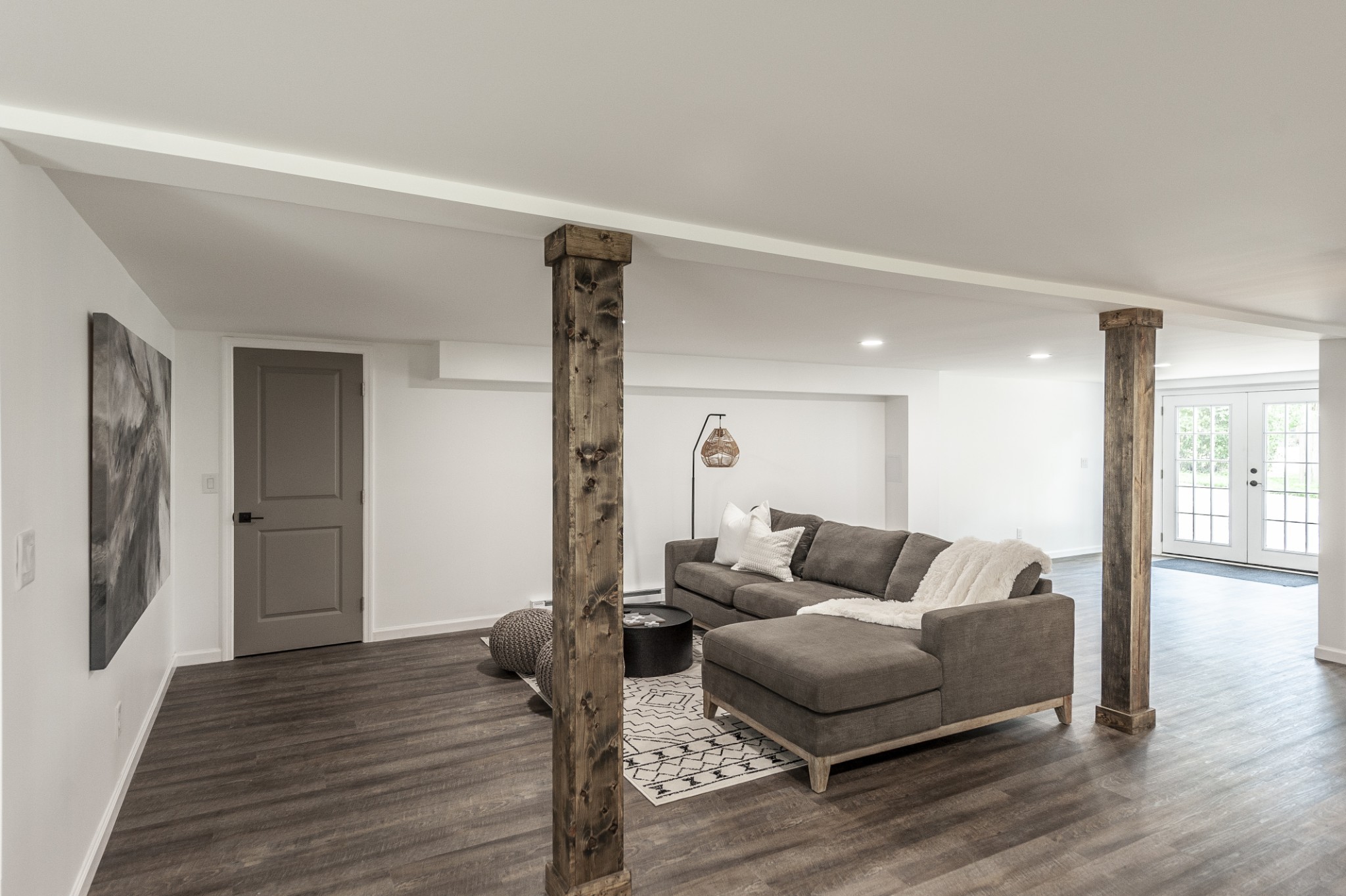 104 Dolphus Dr