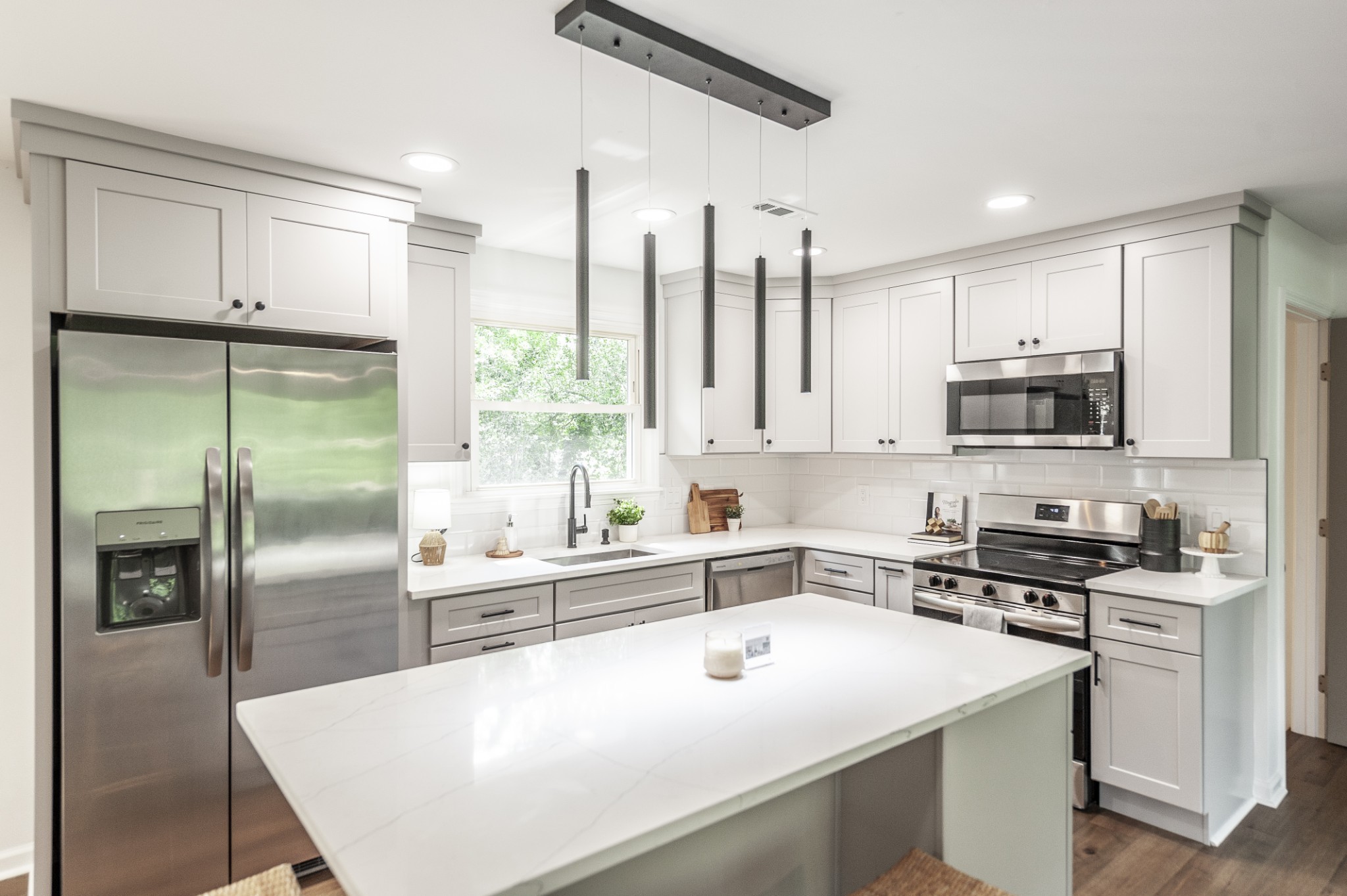 104 Dolphus Dr