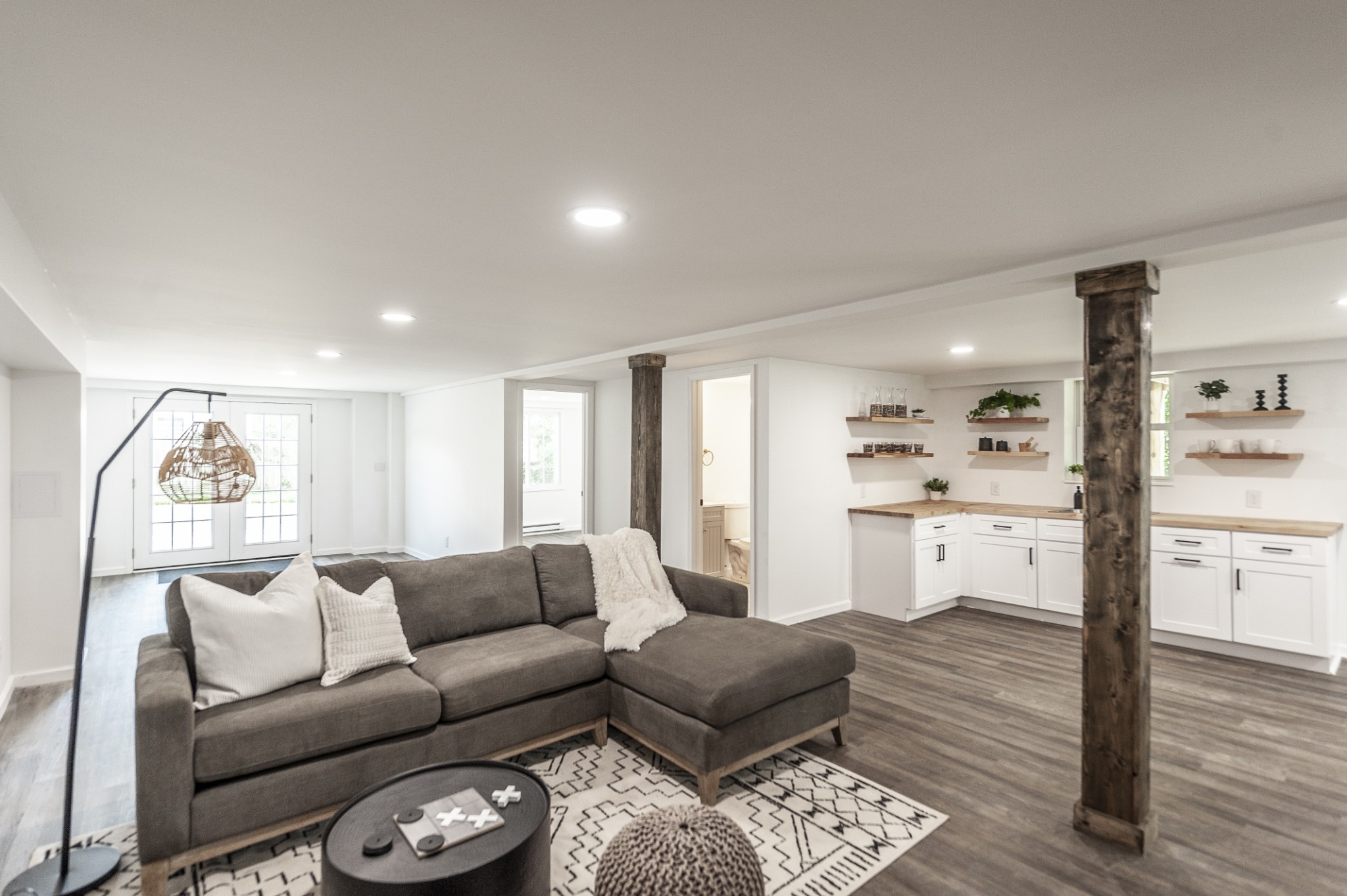 104 Dolphus Dr