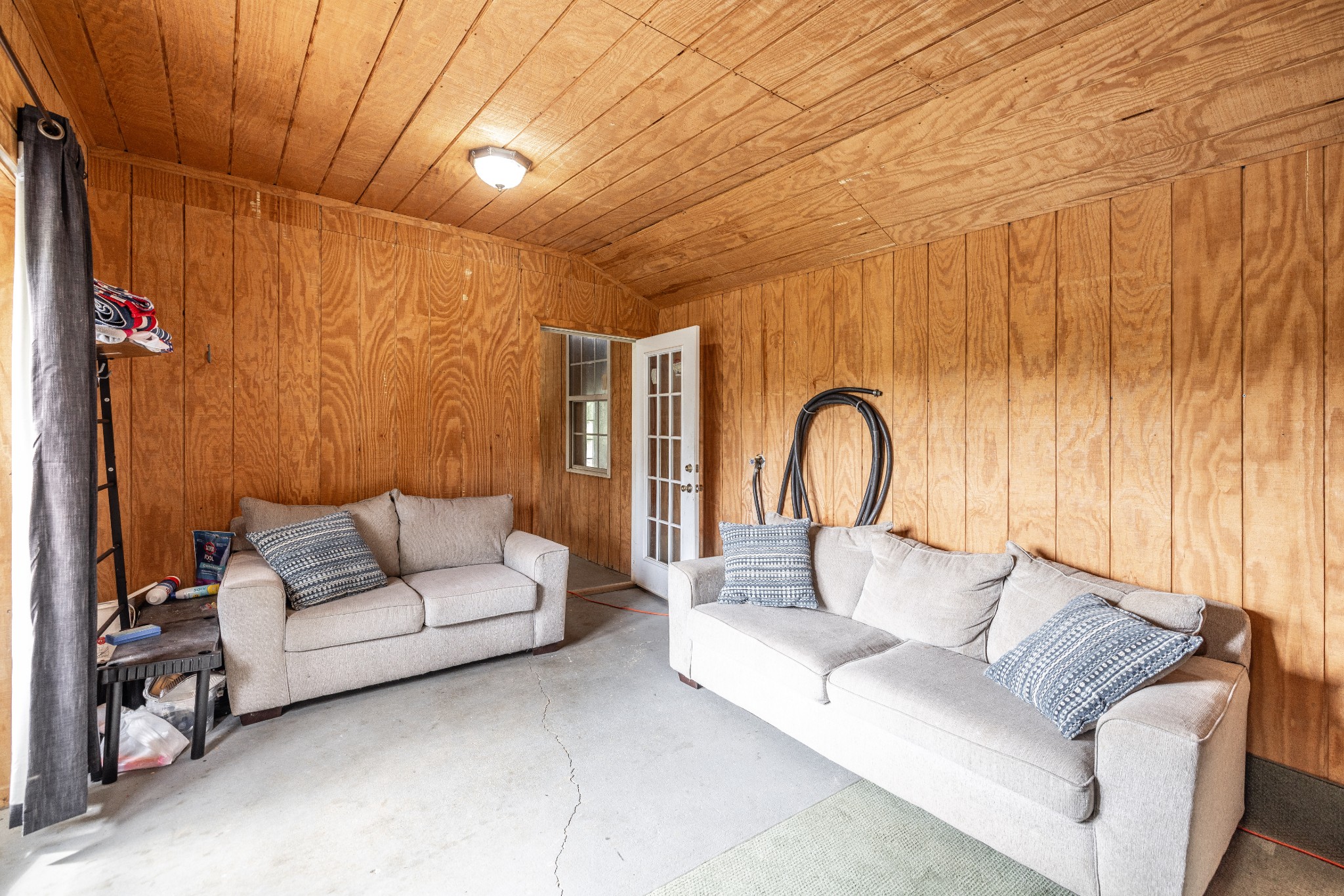 268 S Ray Rd