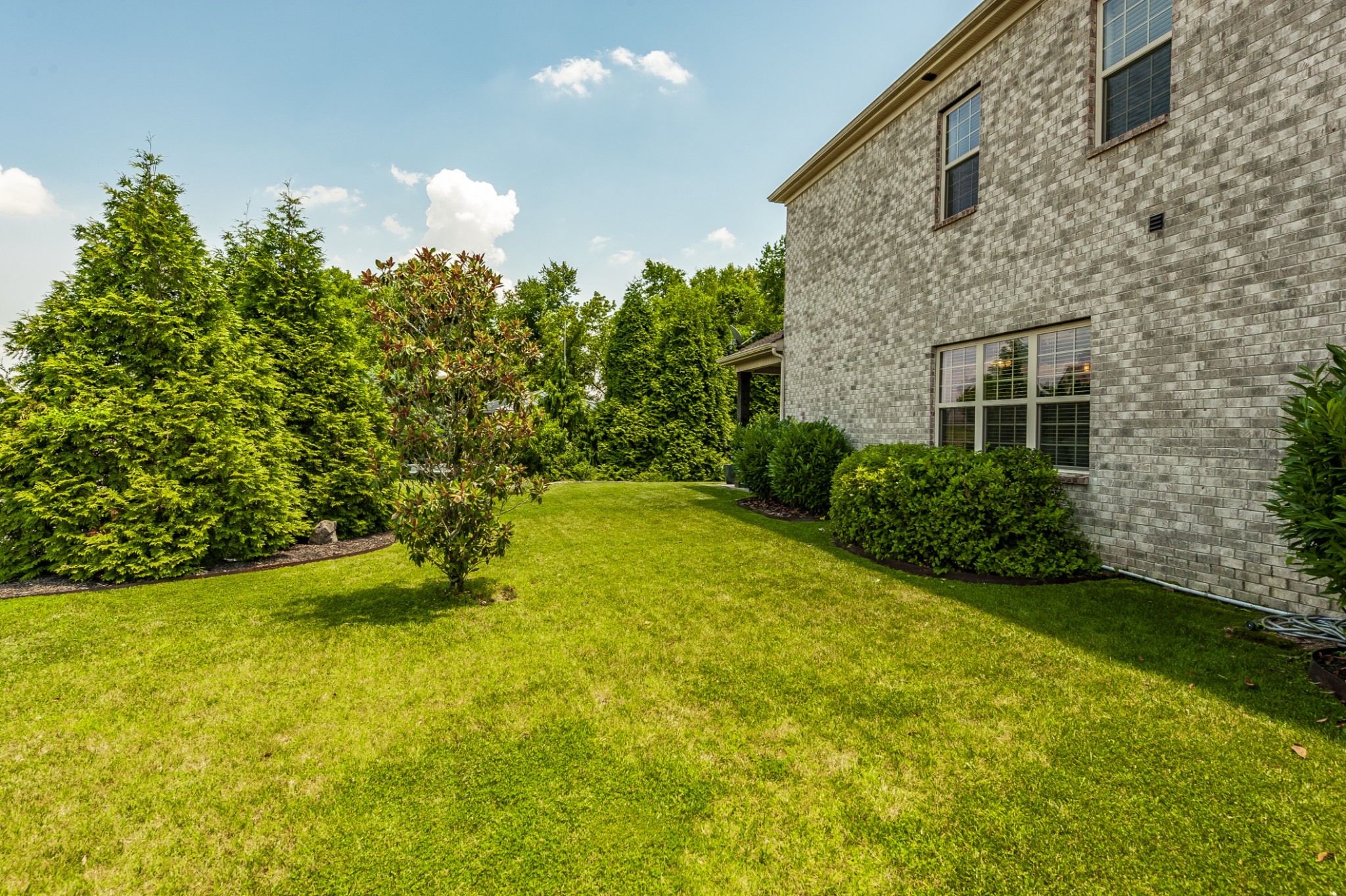 1328 Reynard Dr