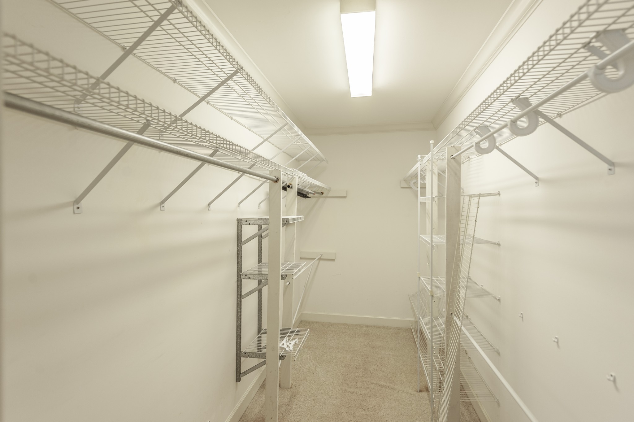 142 Stonehouse Dr