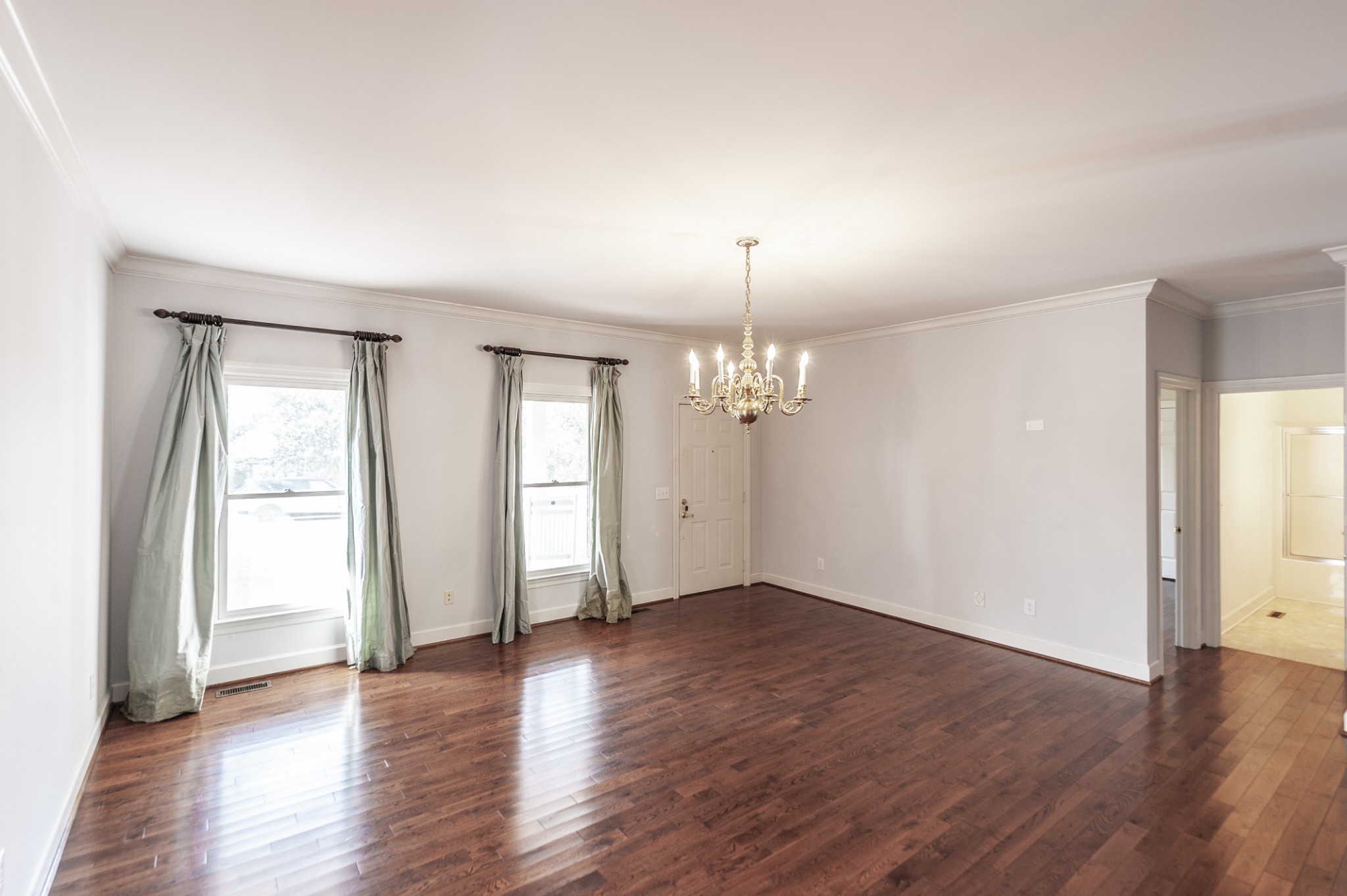 142 Stonehouse Dr