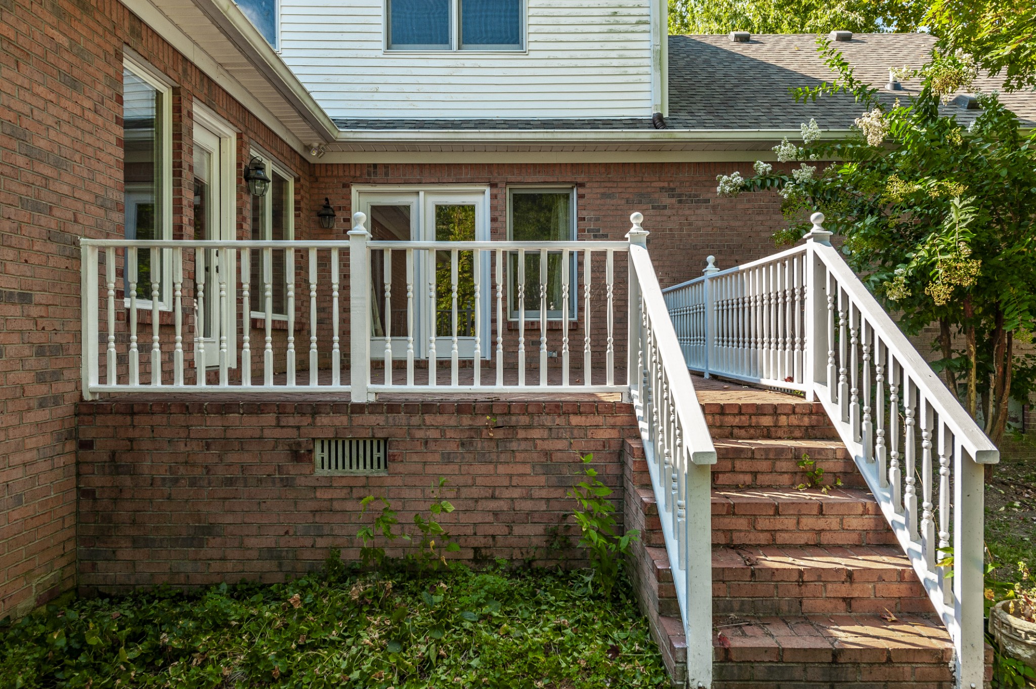 142 Stonehouse Dr