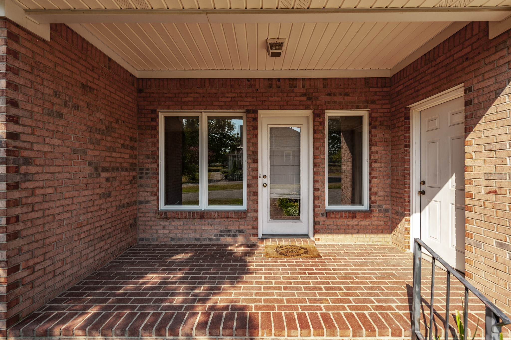 142 Stonehouse Dr