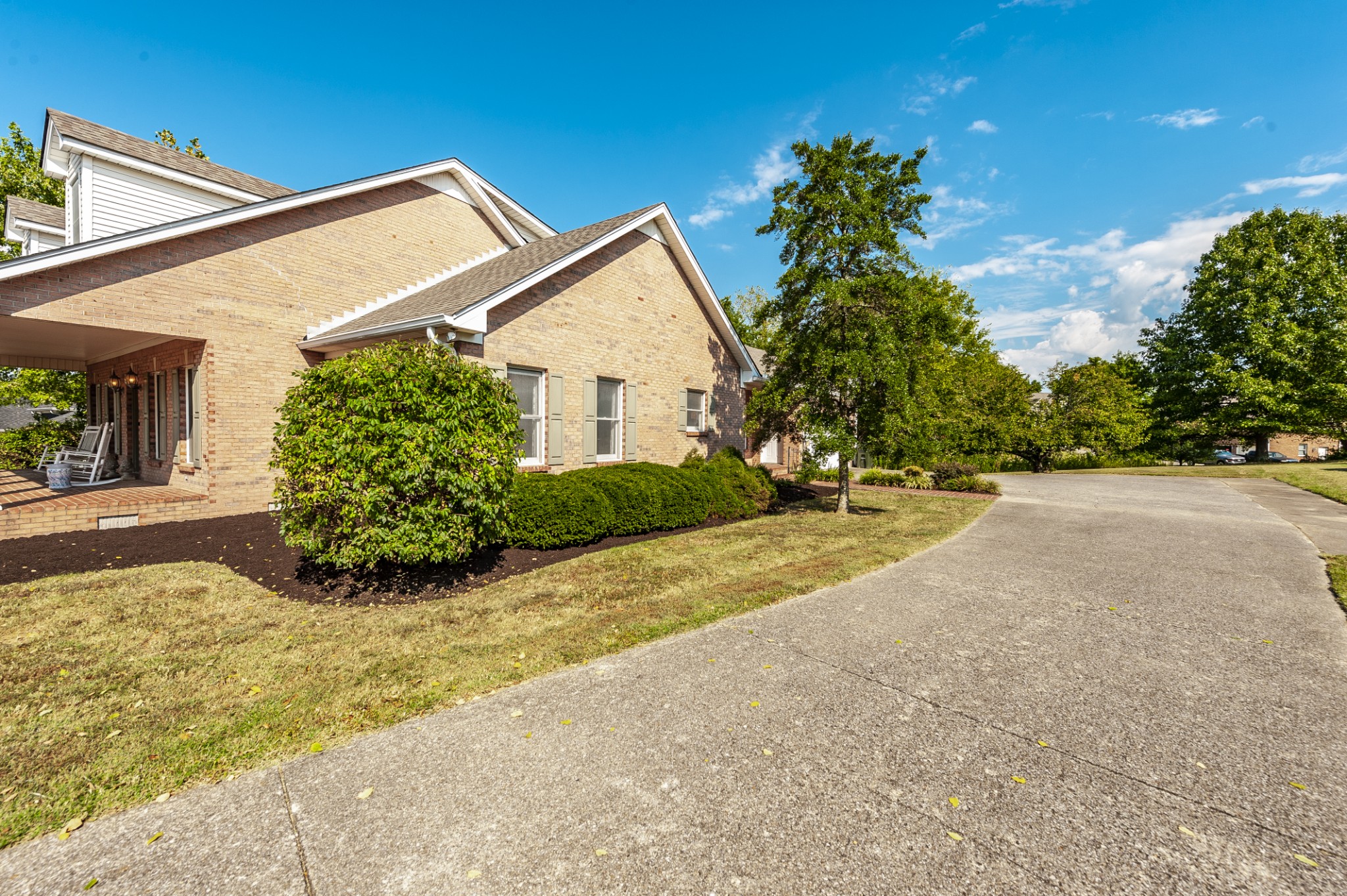 142 Stonehouse Dr