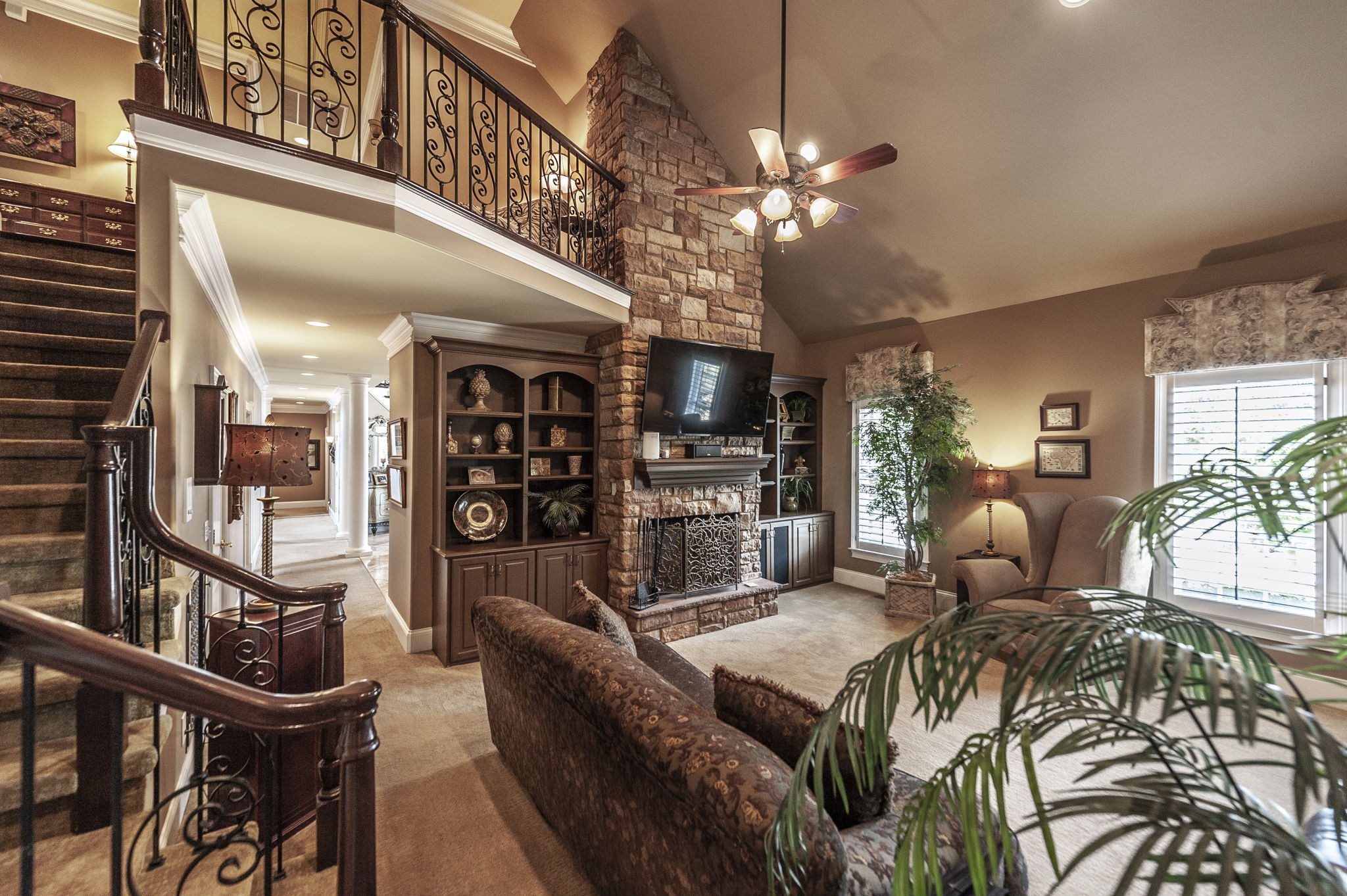 107 Mimosa Dr