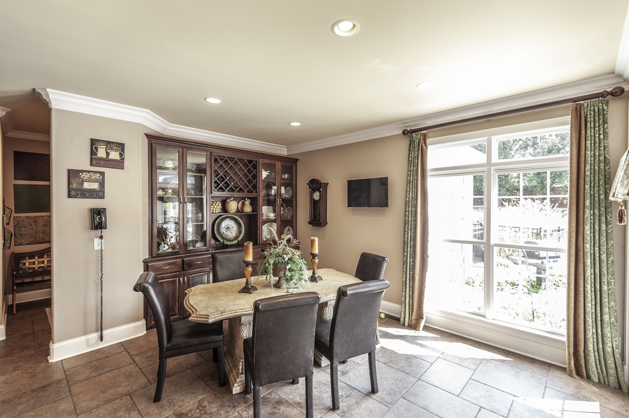 107 Mimosa Dr