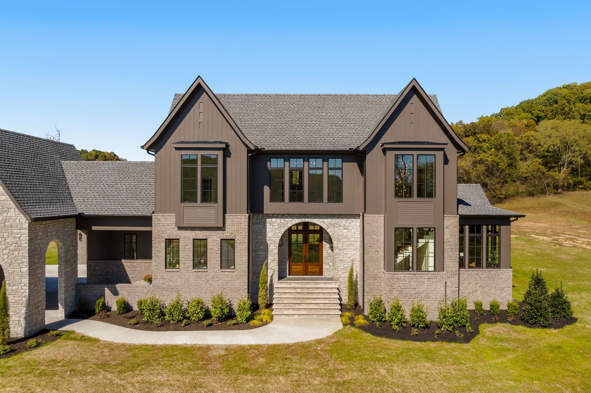 1073 Pennington Pvt Way