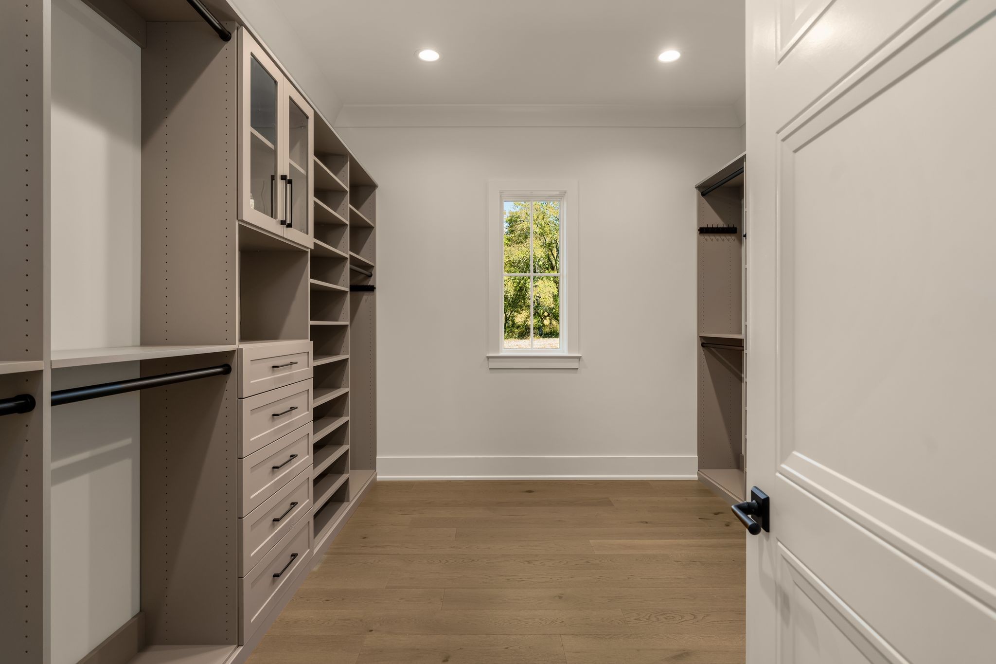 1073 Pennington Pvt Way