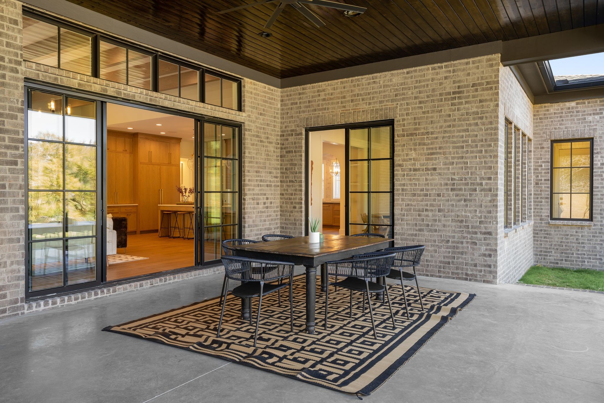 1073 Pennington Pvt Way