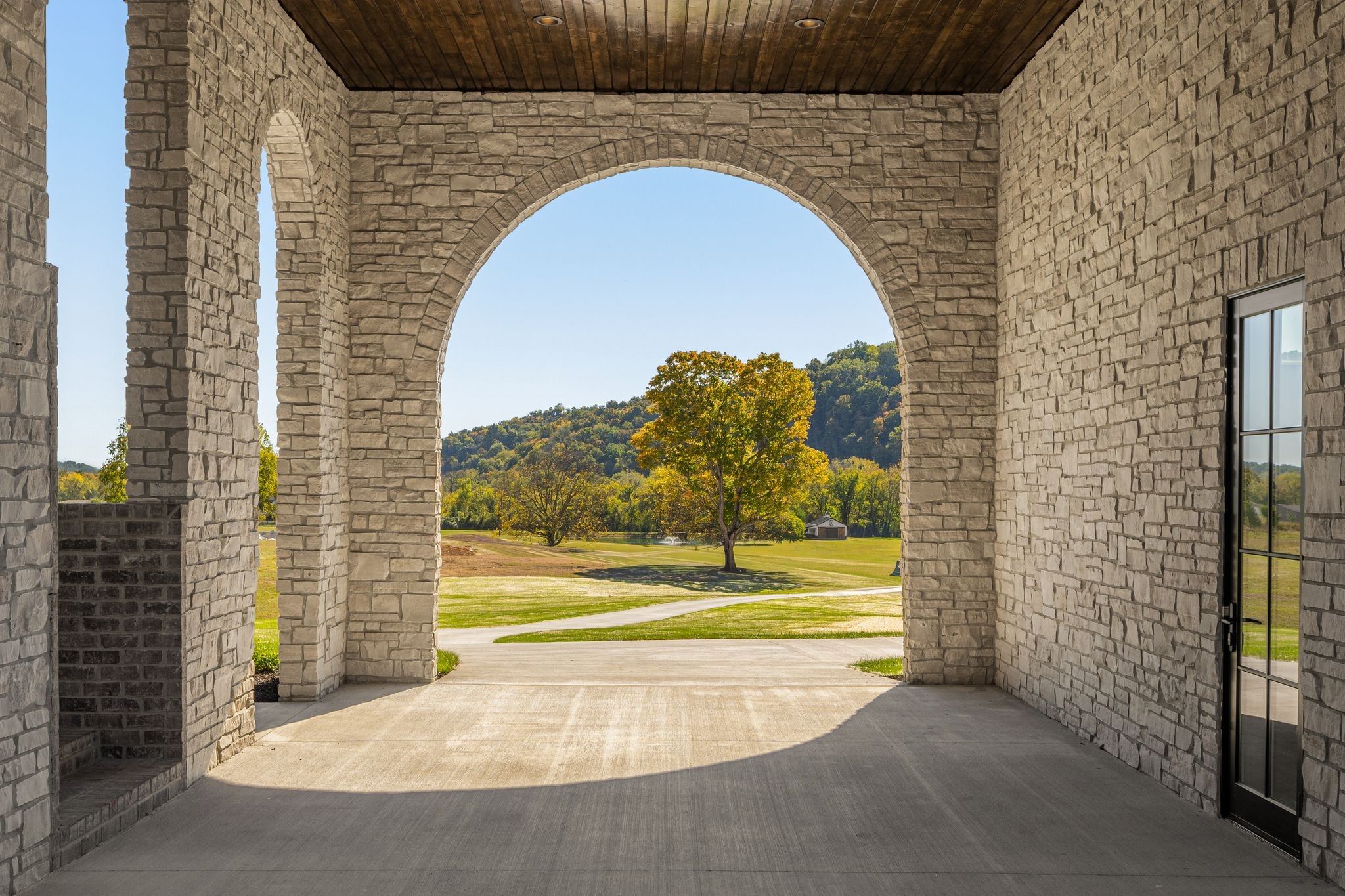 1073 Pennington Pvt Way