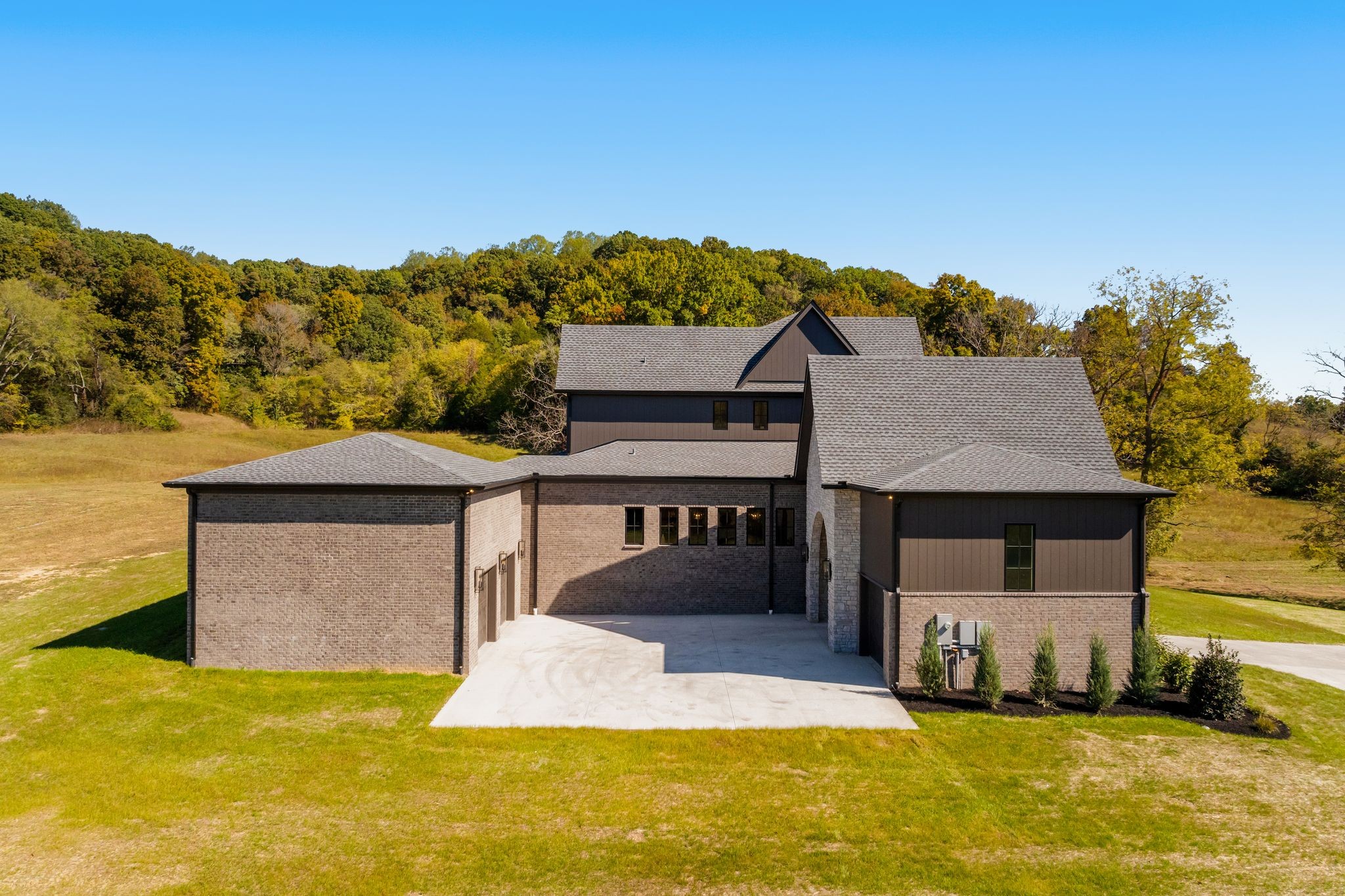 1073 Pennington Pvt Way