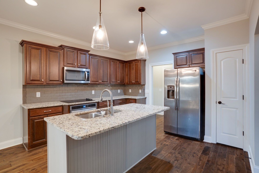 103 Sperance Ln