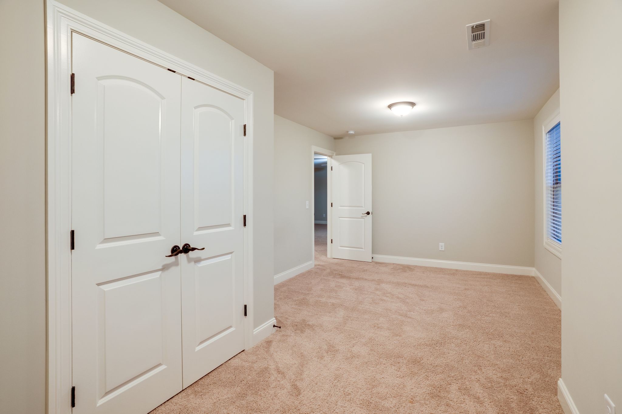 103 Sperance Ln