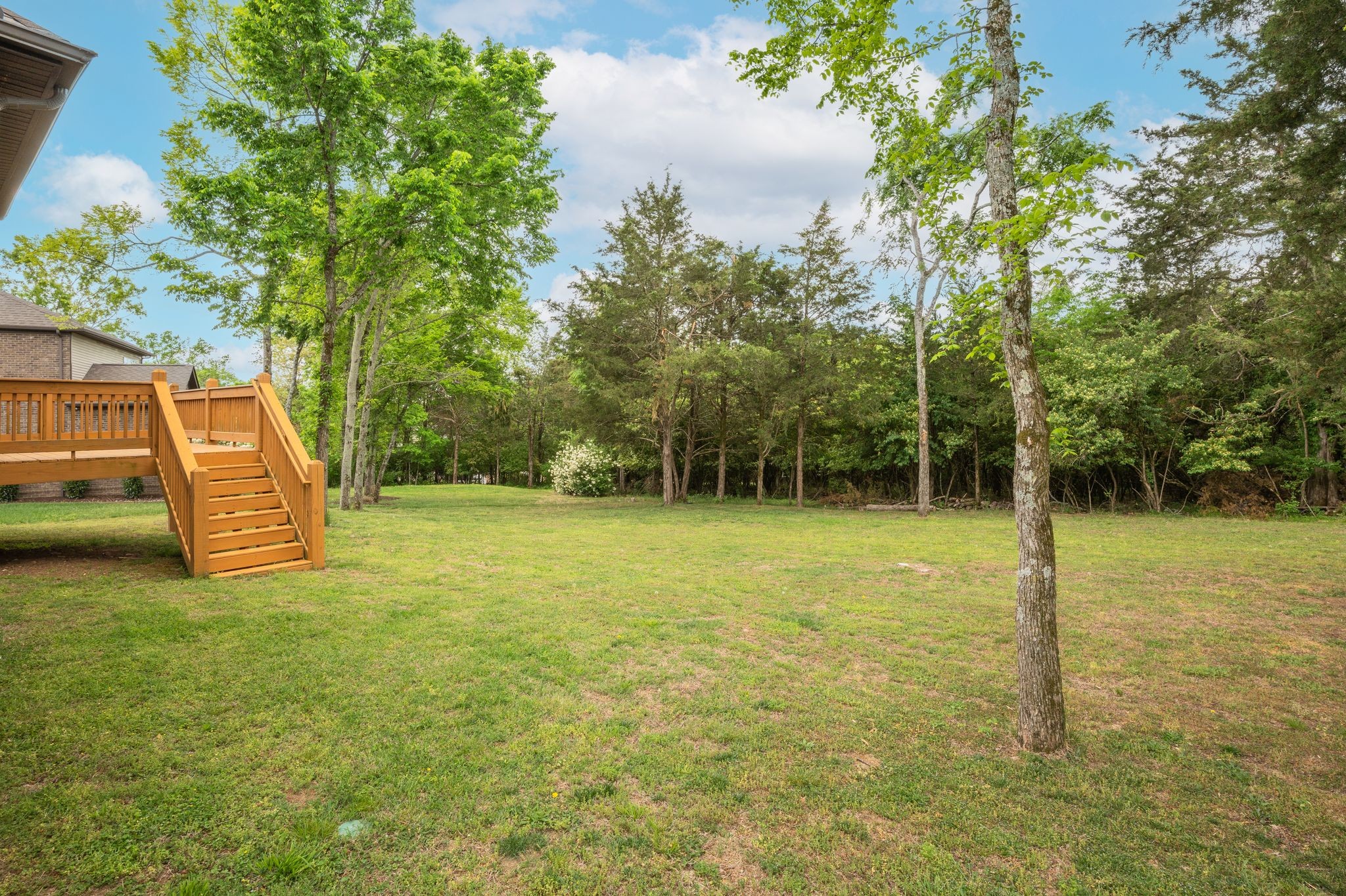 103 Sperance Ln