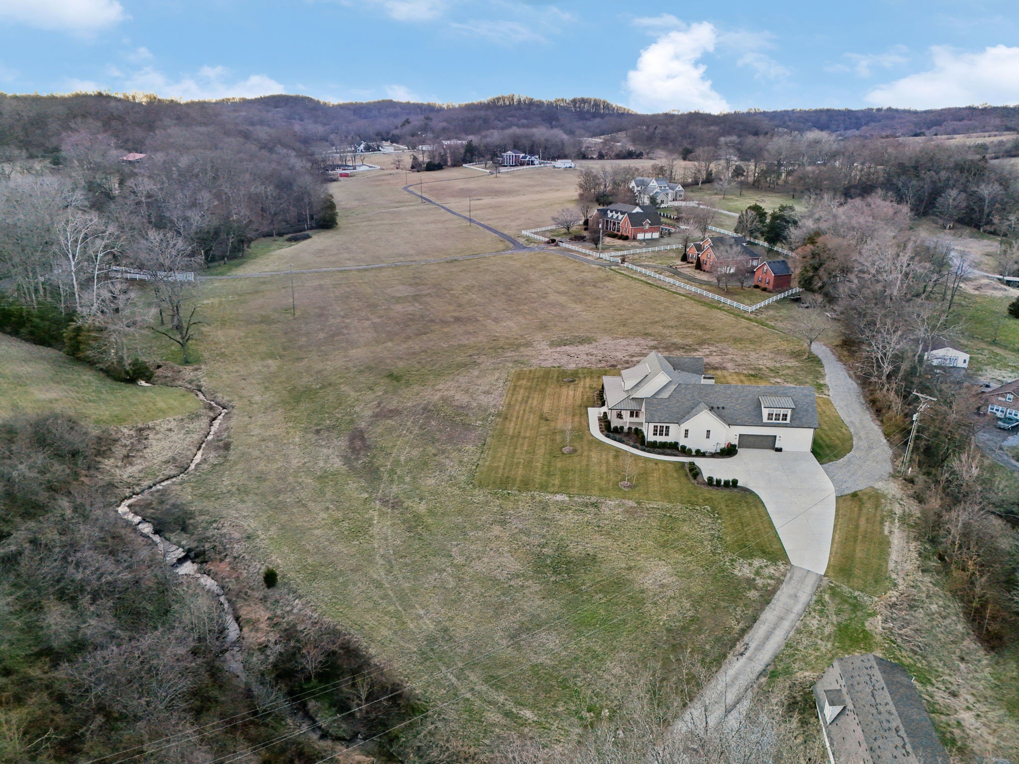 3536 Long Hollow Pike