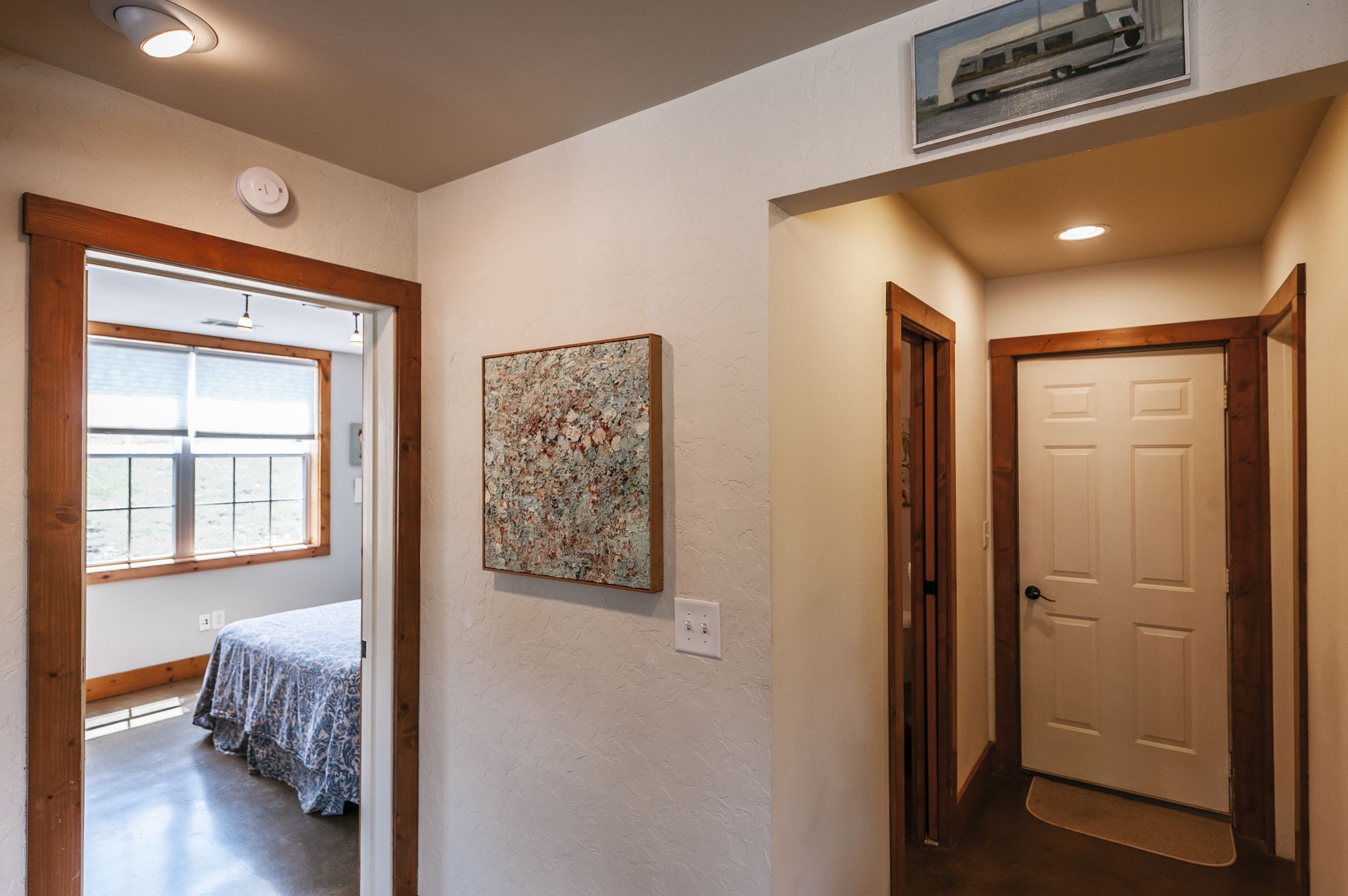 208 Harris Ln