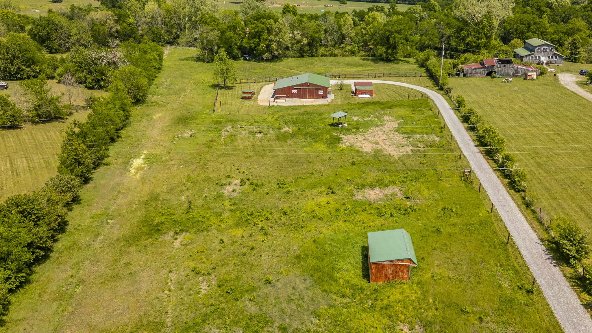 208 Harris Ln