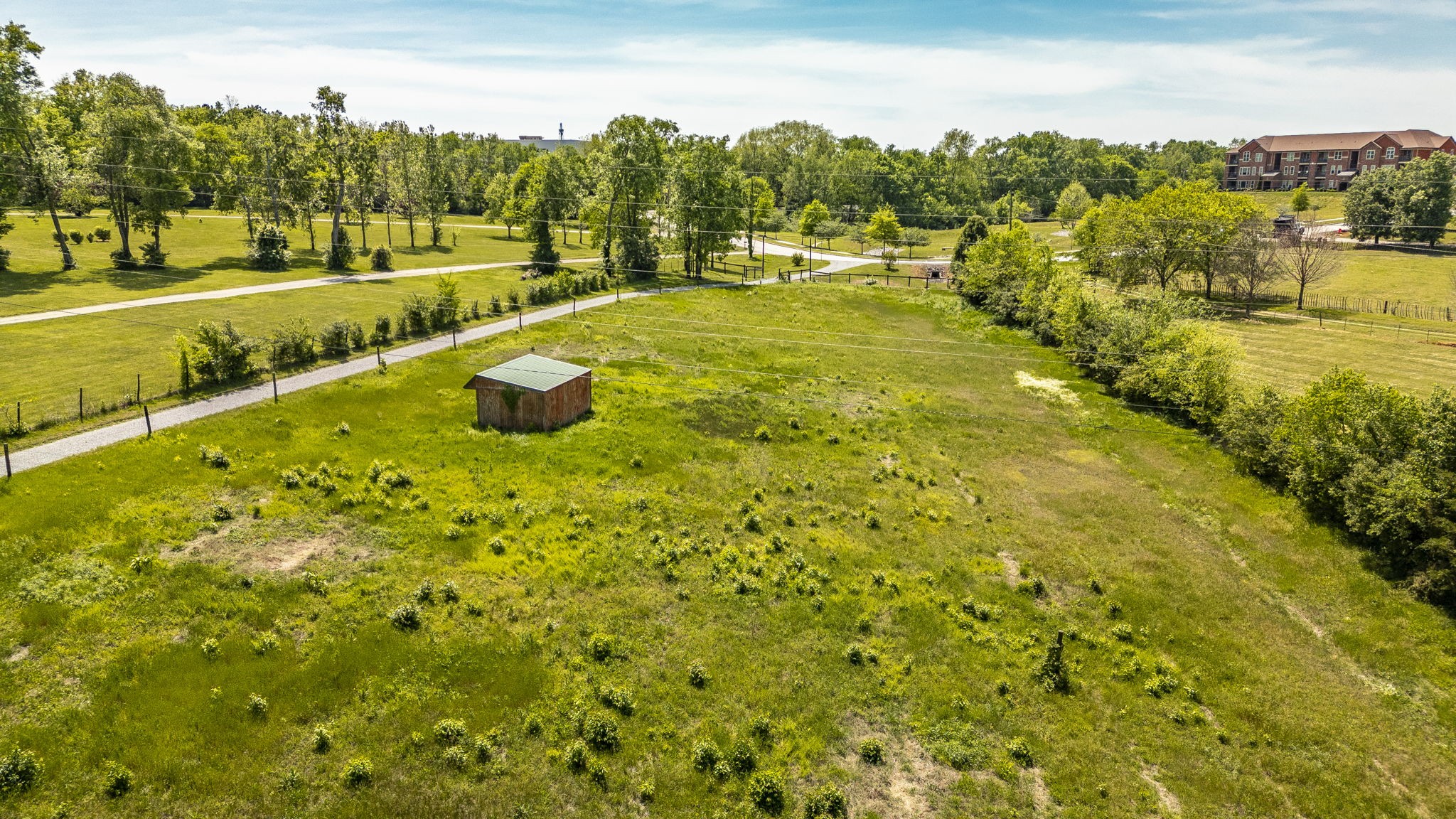 208 Harris Ln