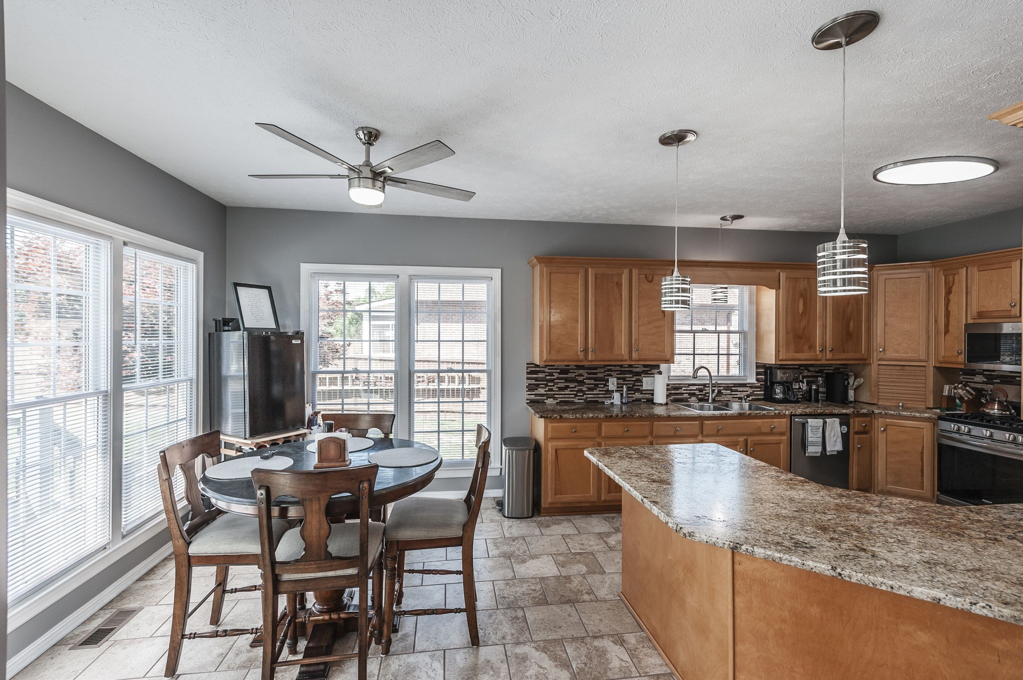 111 Highland Rdg