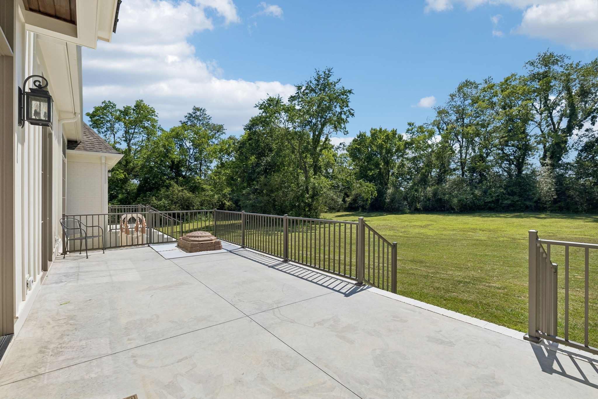 197E Bugg Hollow Rd