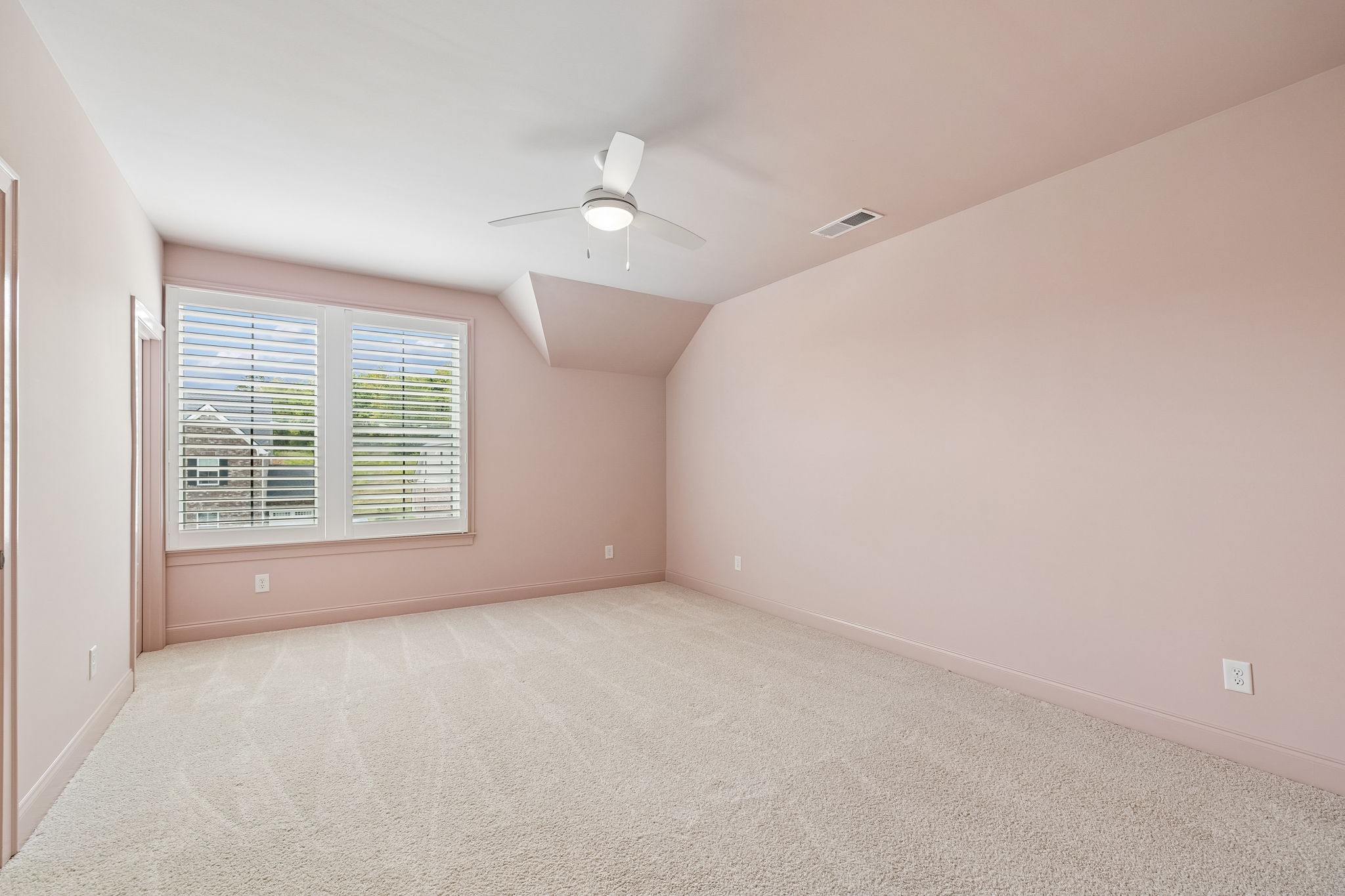 2078 Riley Park Dr