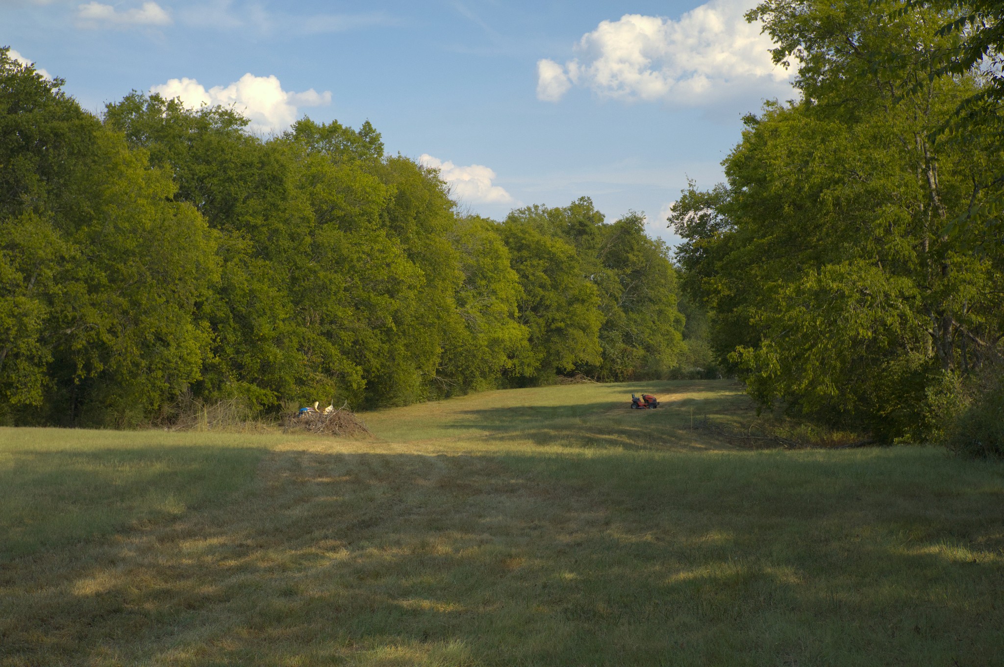 362 Neals Ln