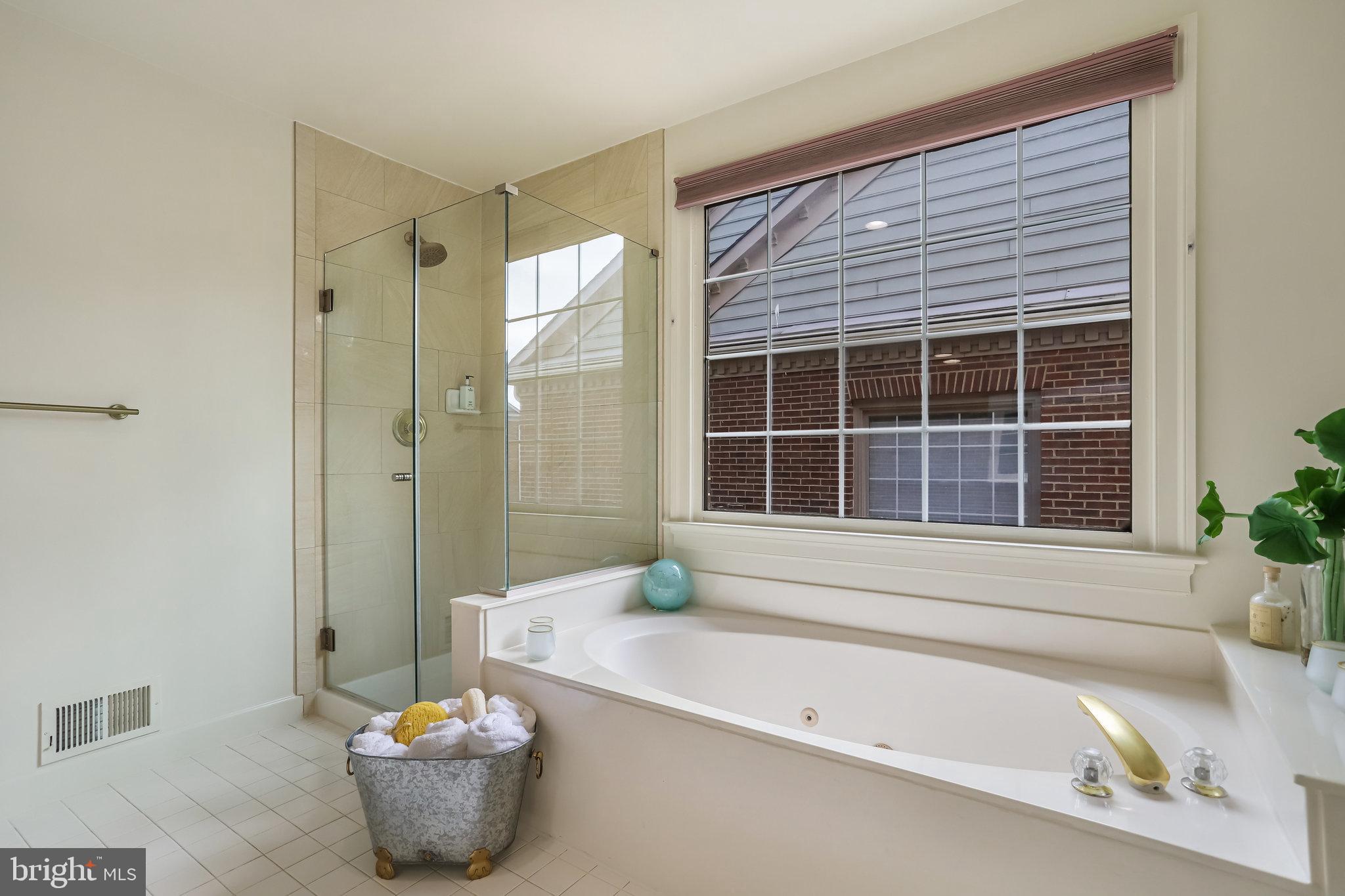 4679 KIRKPATRICK LANE