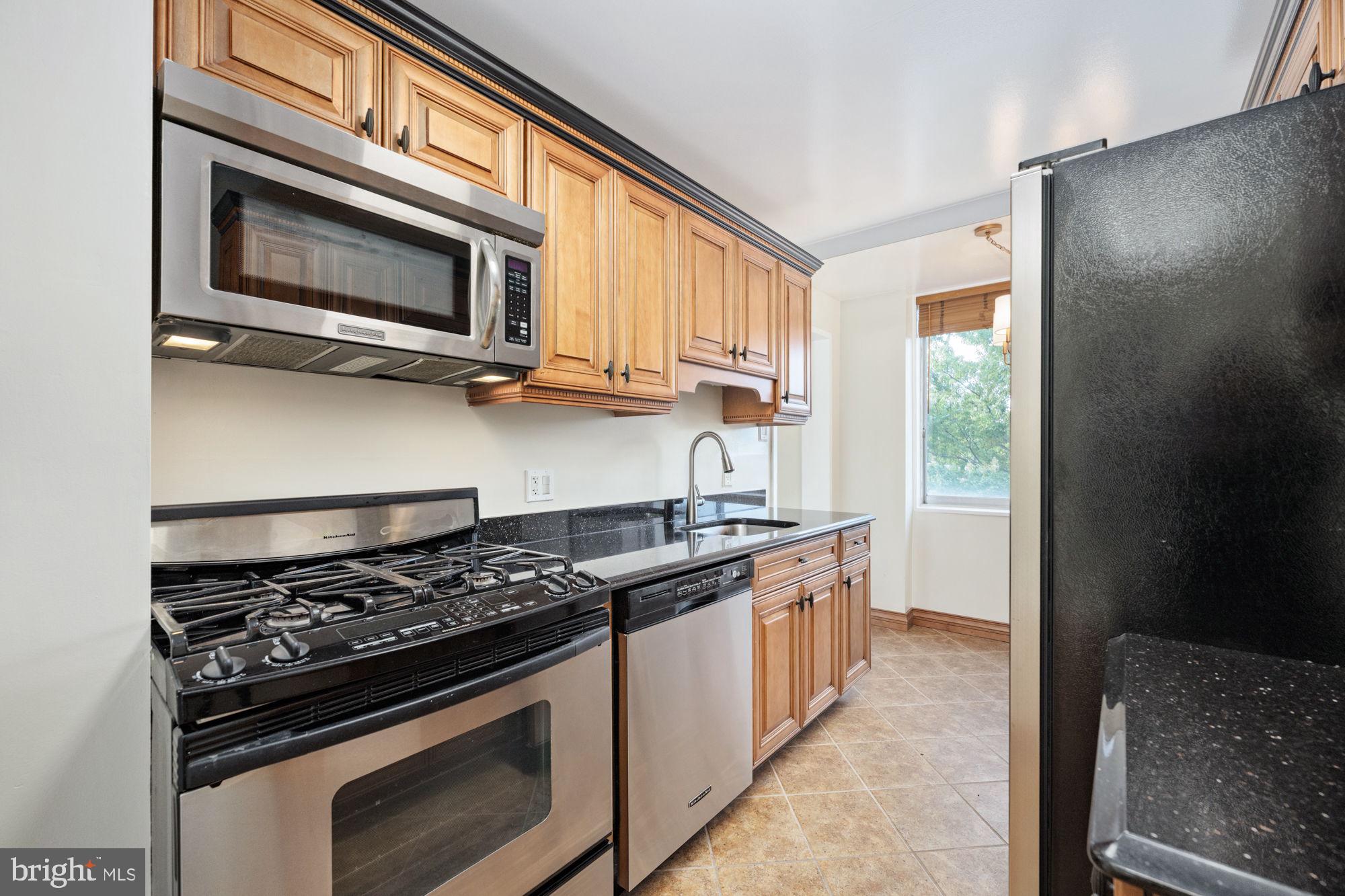 301 N Beauregard St #306