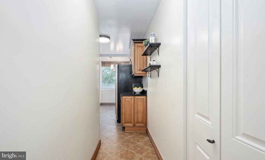 301 N Beauregard St #306