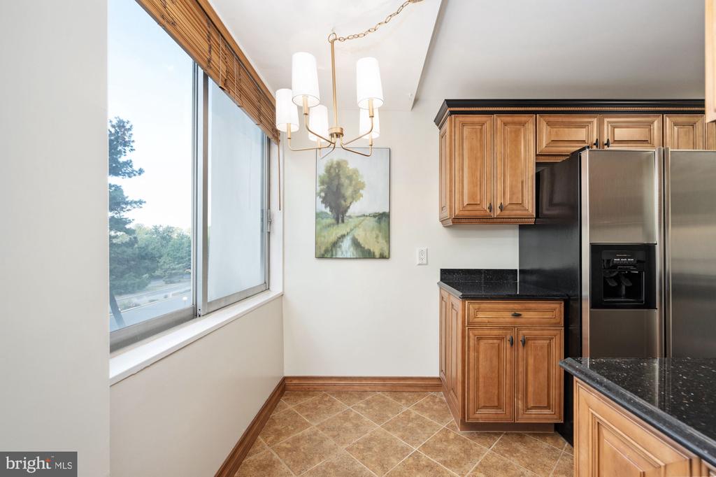301 N Beauregard St #306