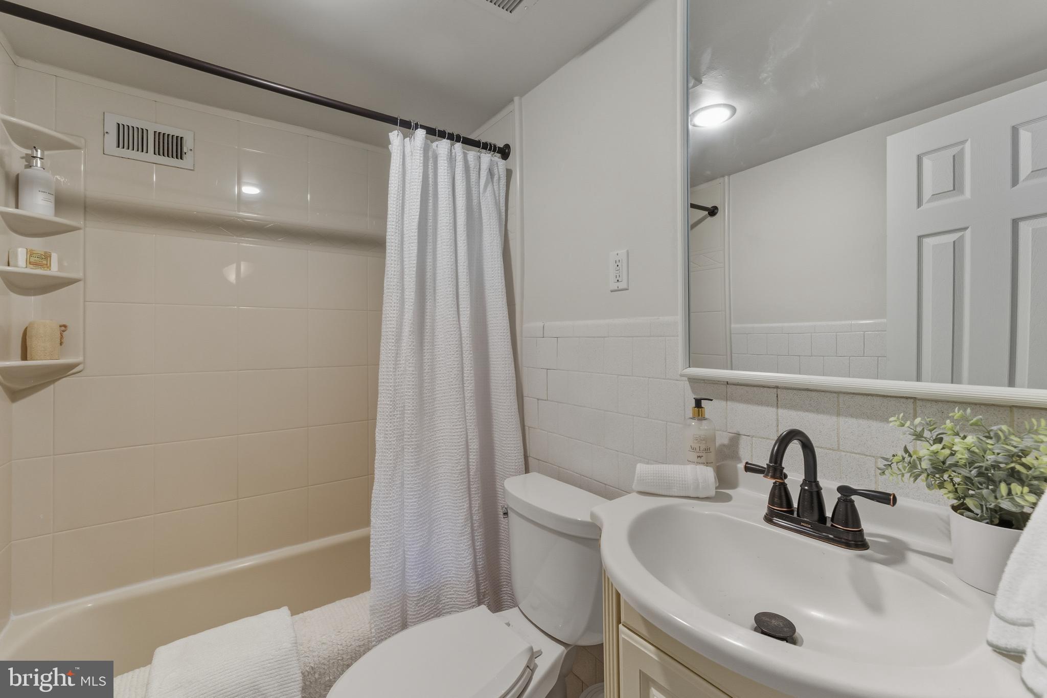 401 N ARMISTEAD STREET N 504