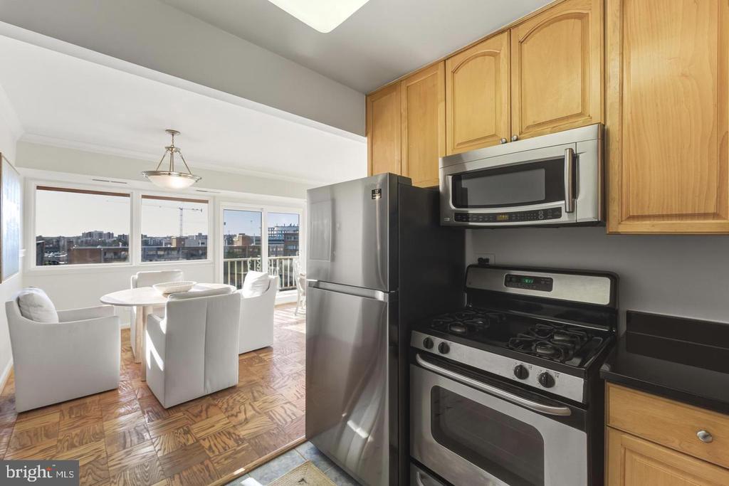 401 N ARMISTEAD STREET 504