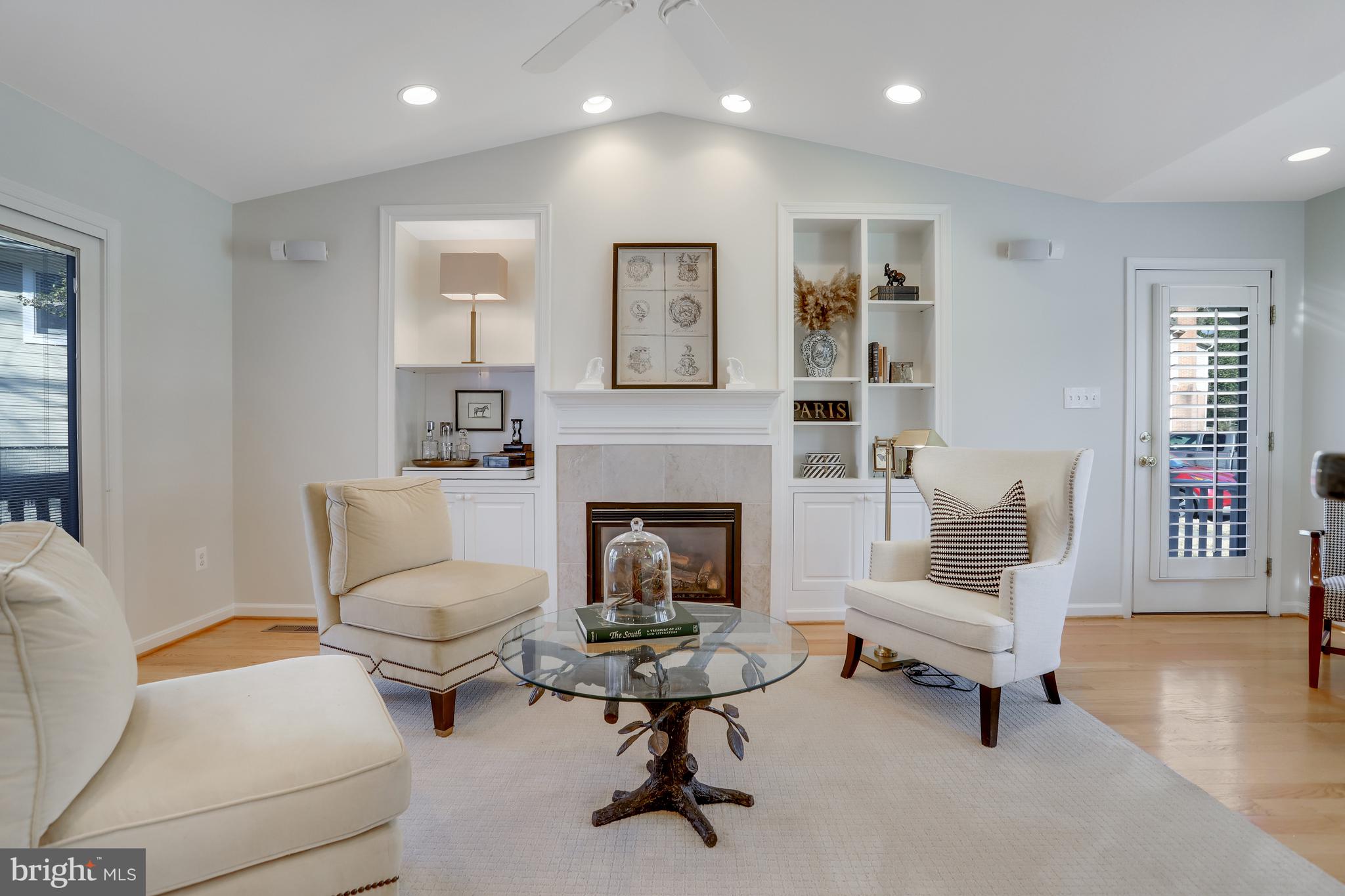 3801 Cobblestone Ct