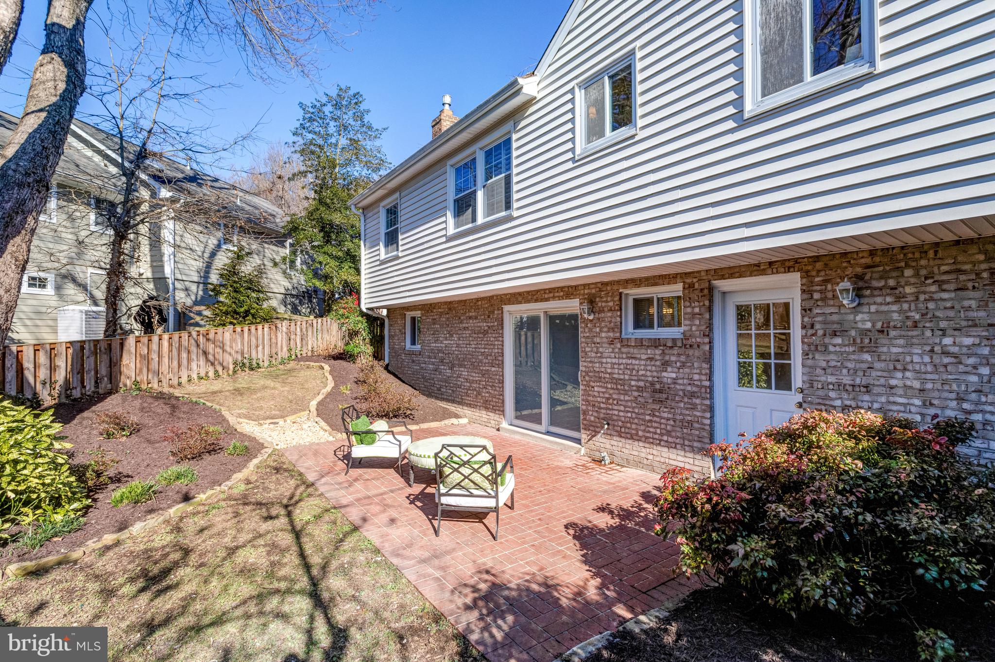 3801 Cobblestone Ct
