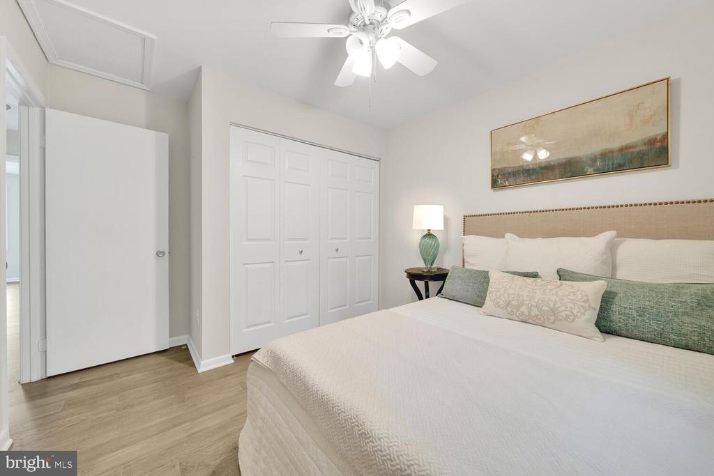 2921 ESPANA CT