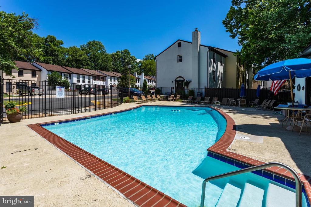 2921 ESPANA CT
