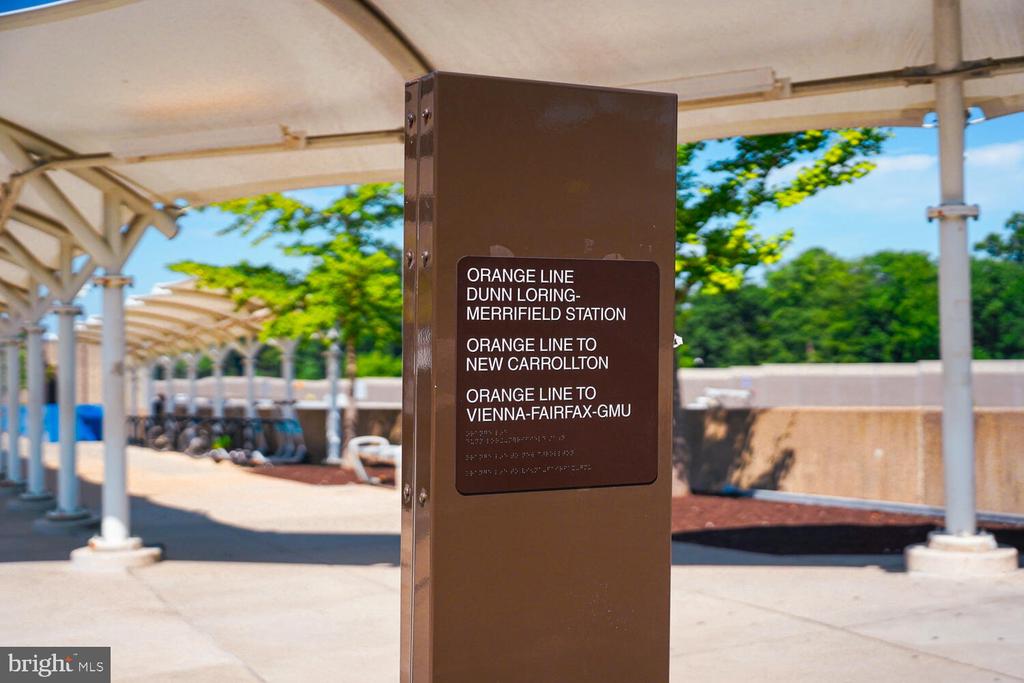 2921 ESPANA CT