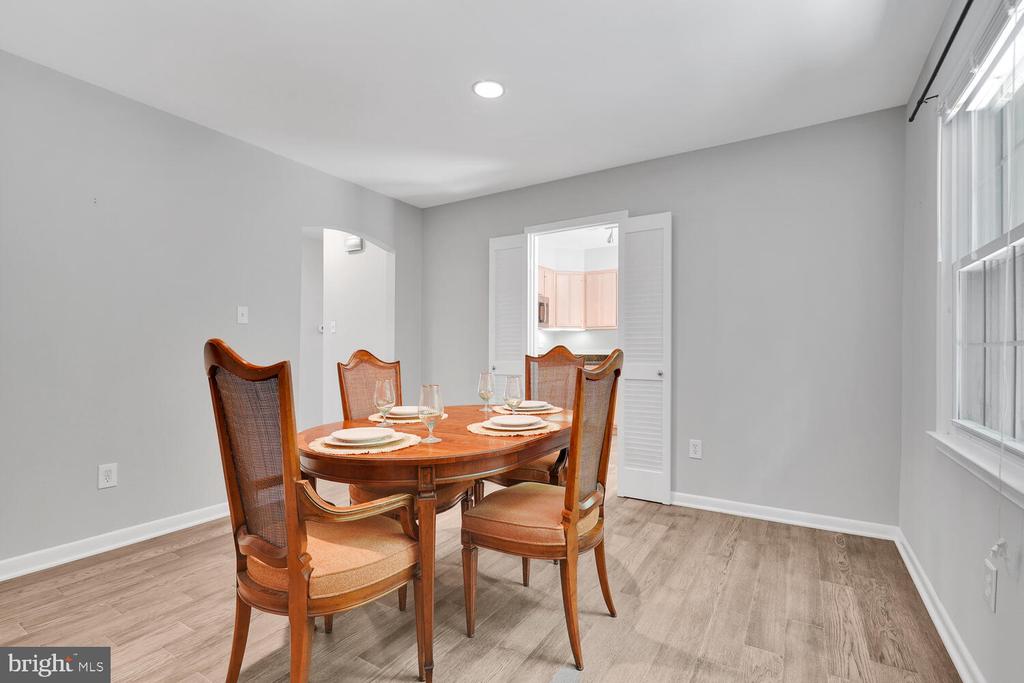 2921 ESPANA CT