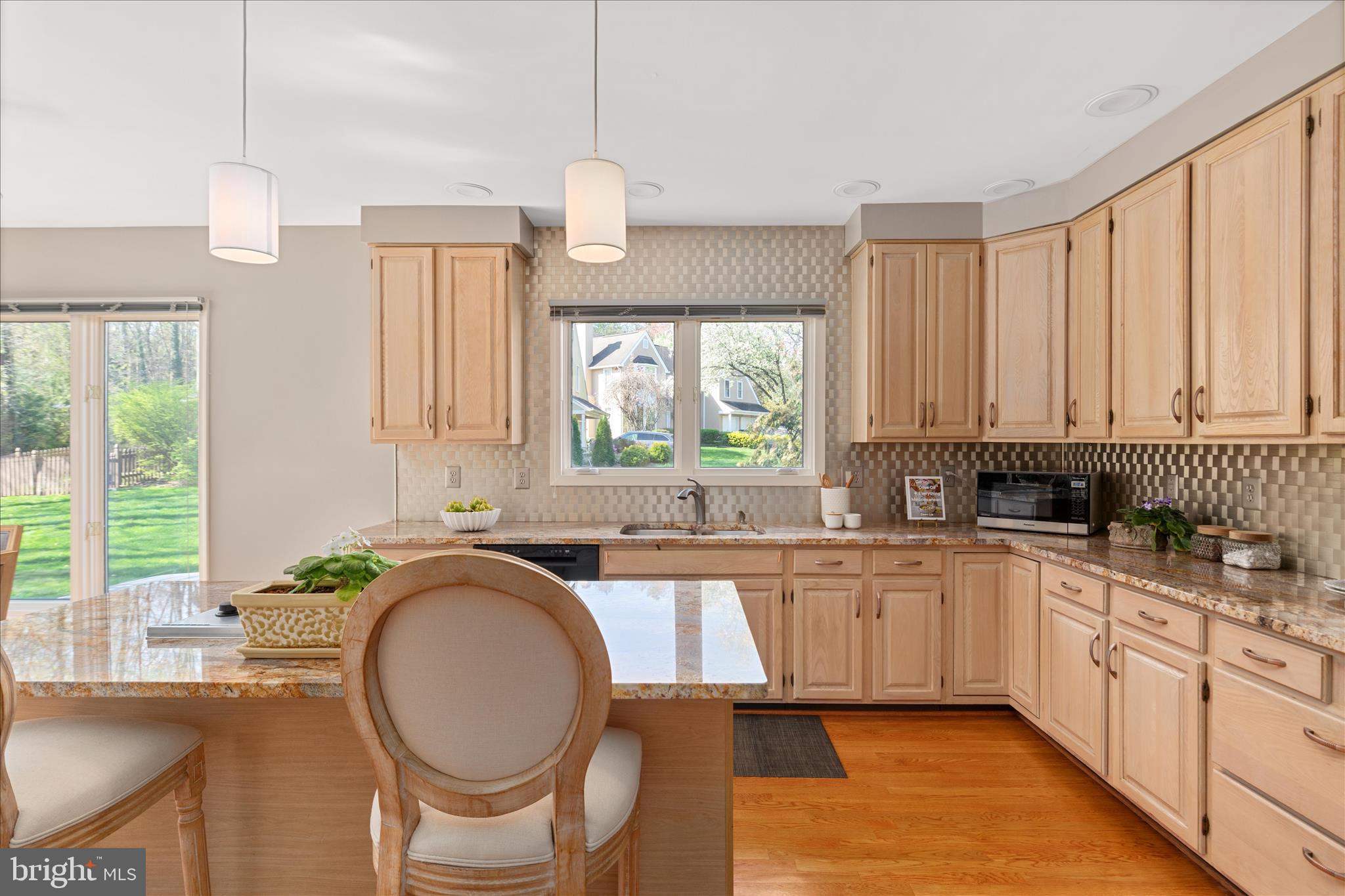 9107 MEADOWCREEK LANE