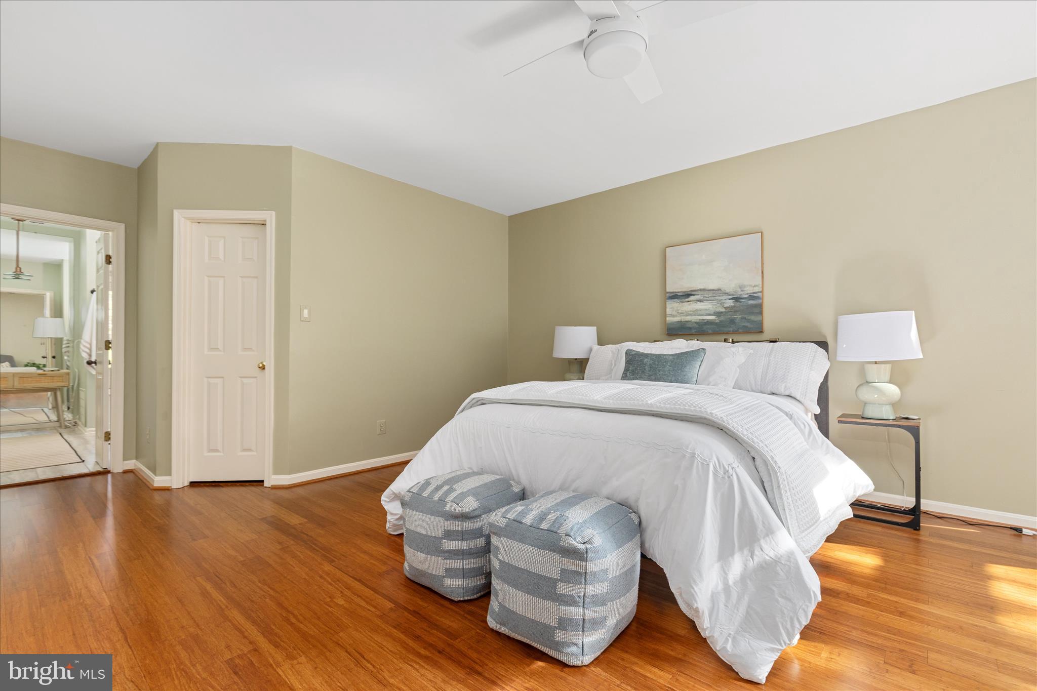 9107 MEADOWCREEK LANE