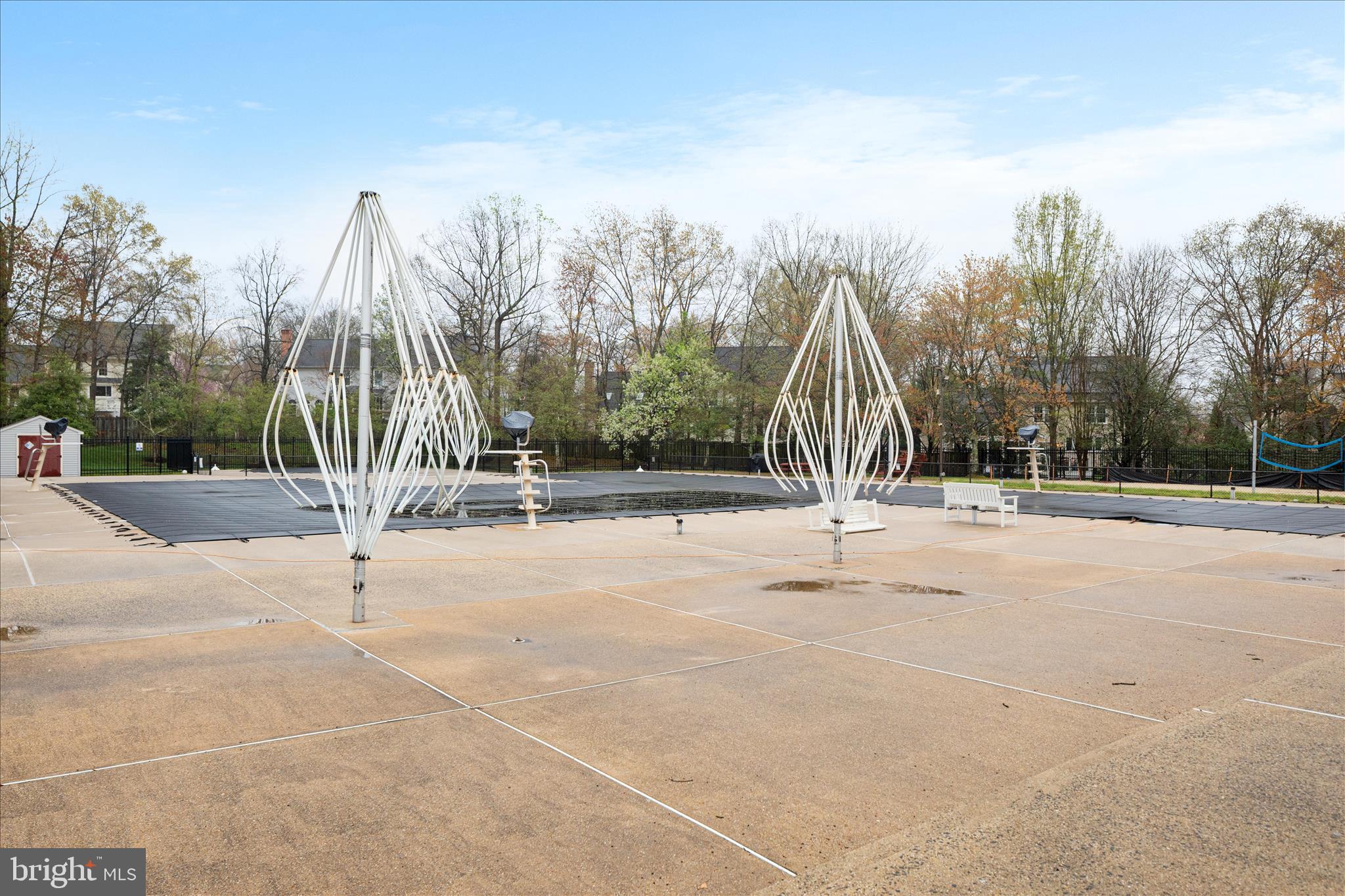 9107 MEADOWCREEK LANE