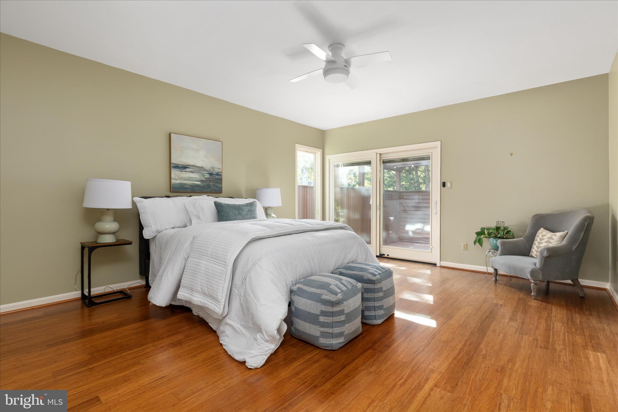 9107 MEADOWCREEK LANE