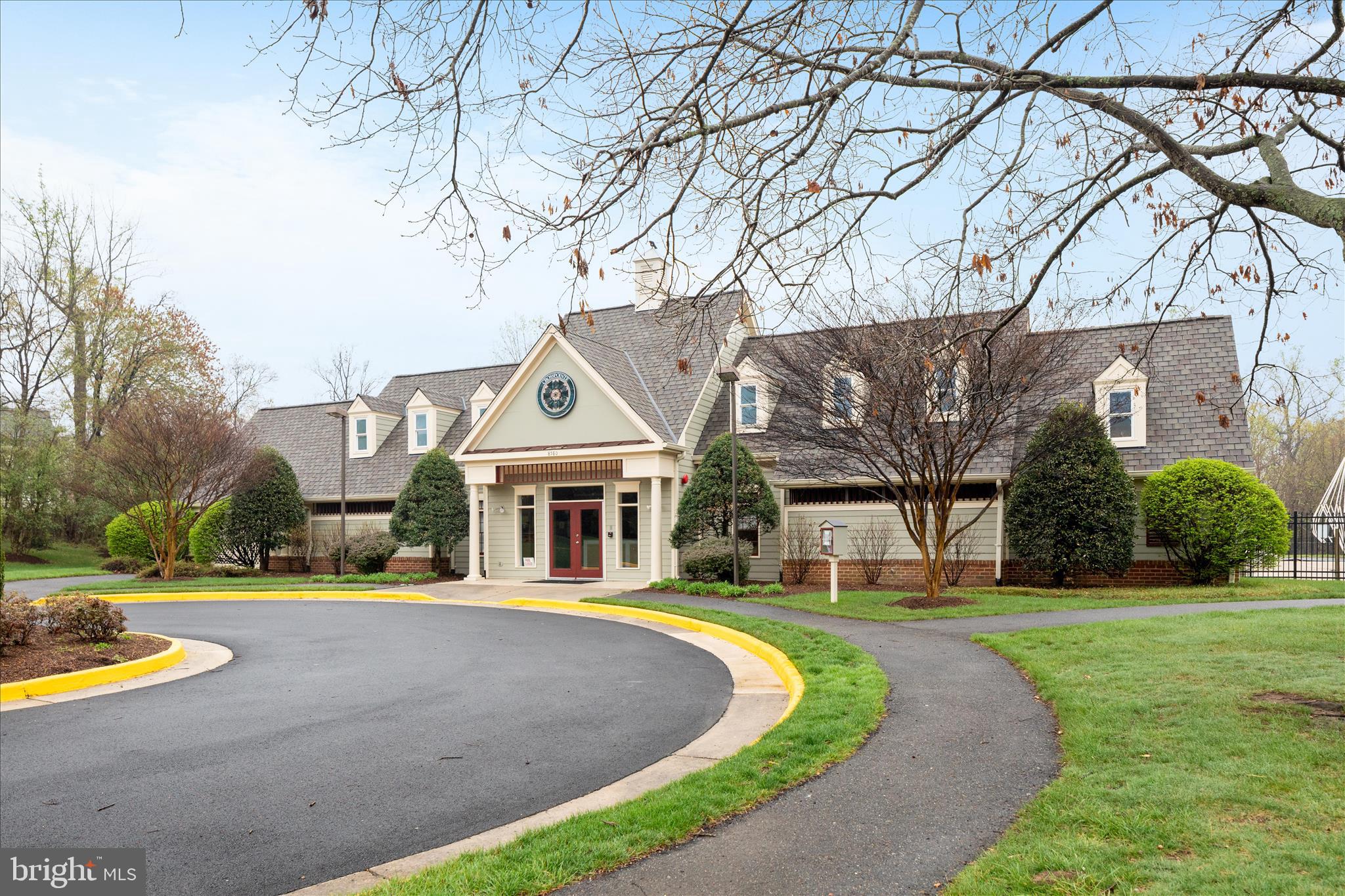 9107 MEADOWCREEK LANE